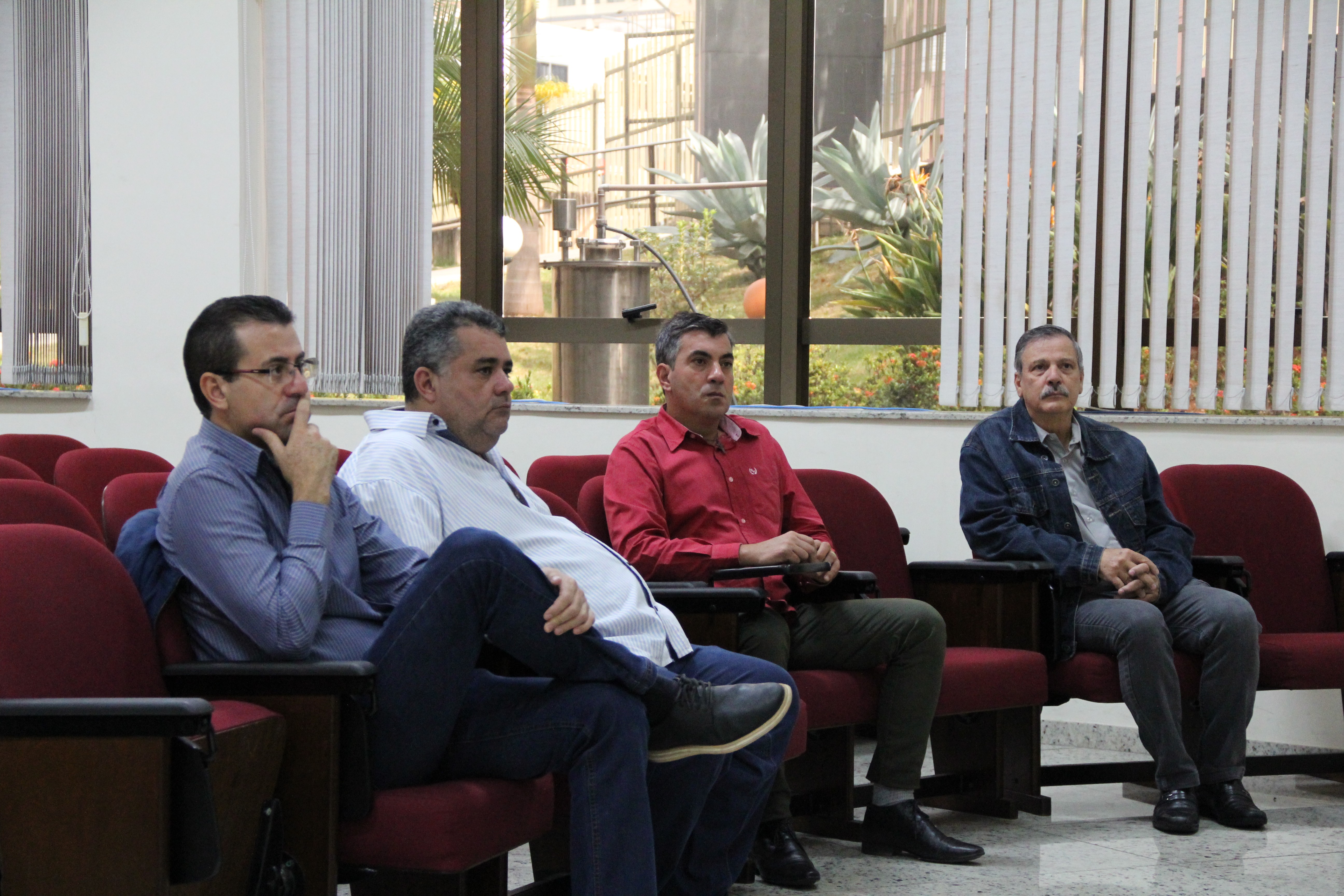 Imagem 6 da notícia: Cisamesp discute falta de repasse para saúde e união entre municípios