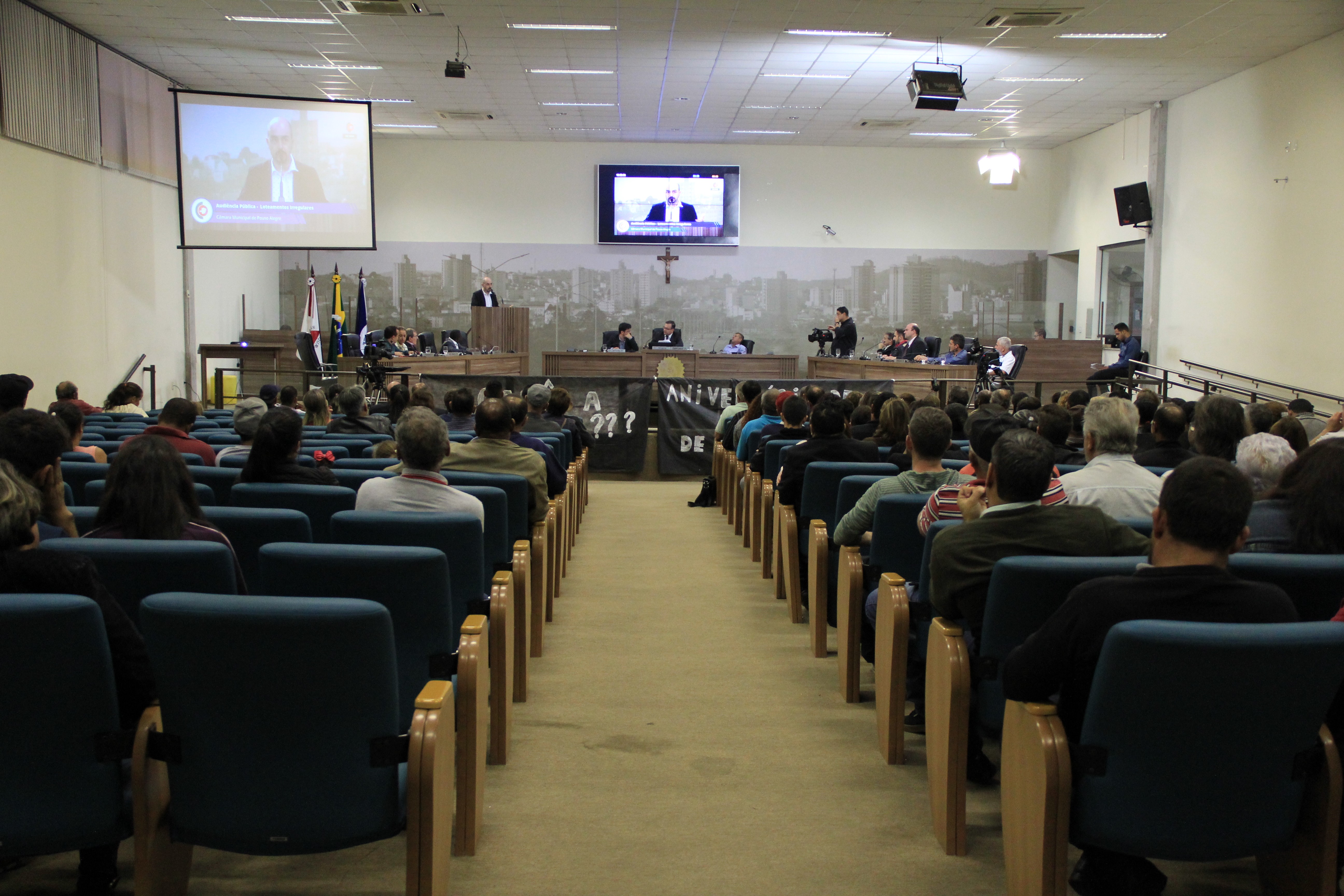 Imagem 1 da notícia: Audiência pública discute situação de loteamentos irregulares em Pouso Alegre