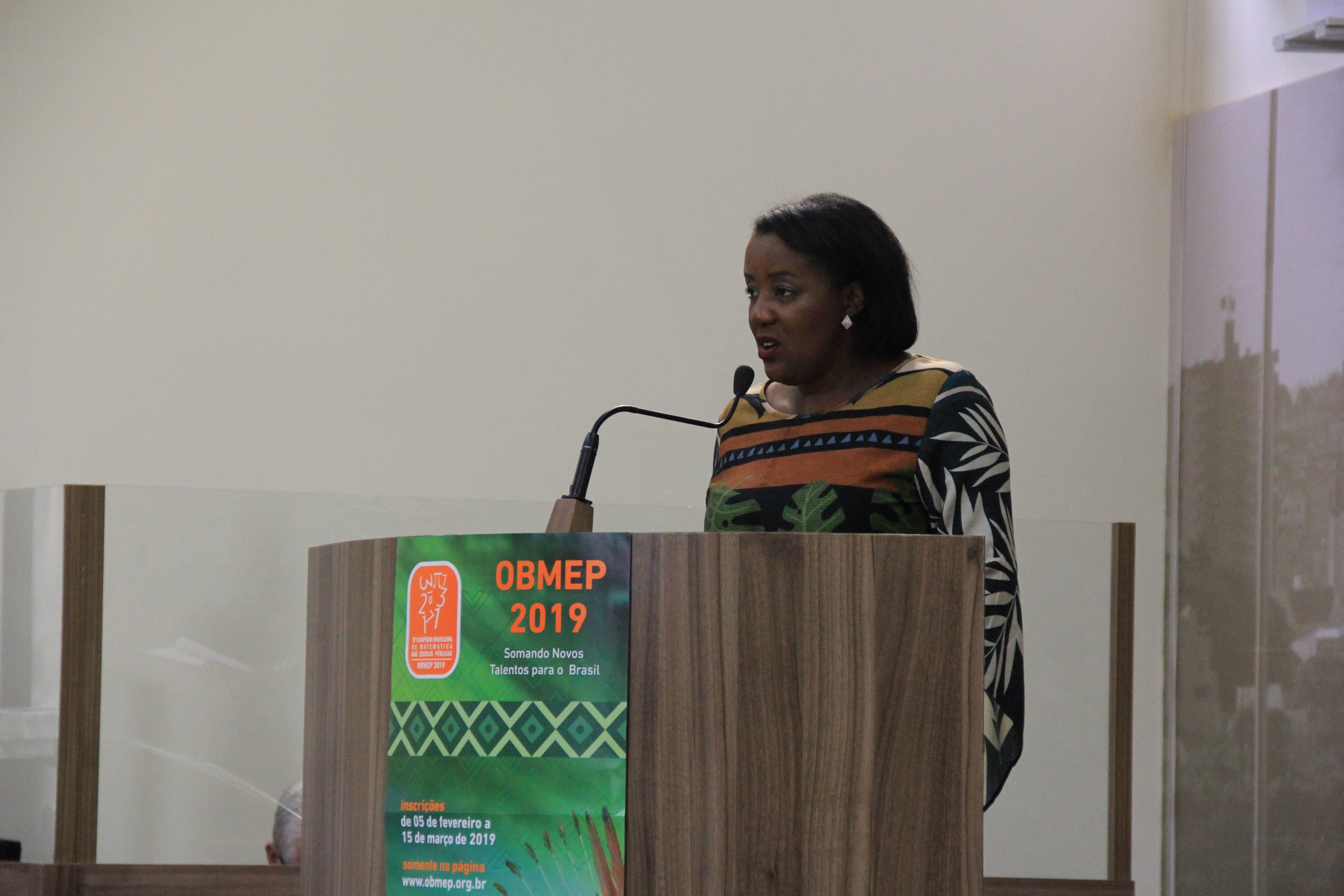 Imagem 11 da notícia: Vereadores acompanham entrega das medalhas da OBMEP 2019