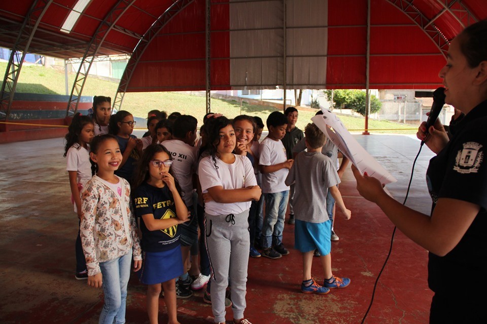 Imagem 2 da notícia: Escola do Legislativo de Pouso Alegre inicia visitação técnica na Escola Municipal Pio XII