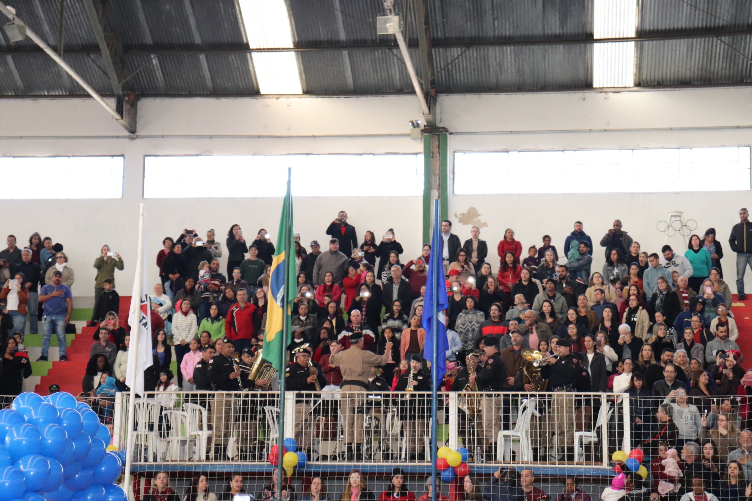 Imagem 5 da notícia: Câmara realiza doação de 2,5 mil camisetas para programa de combate às drogas