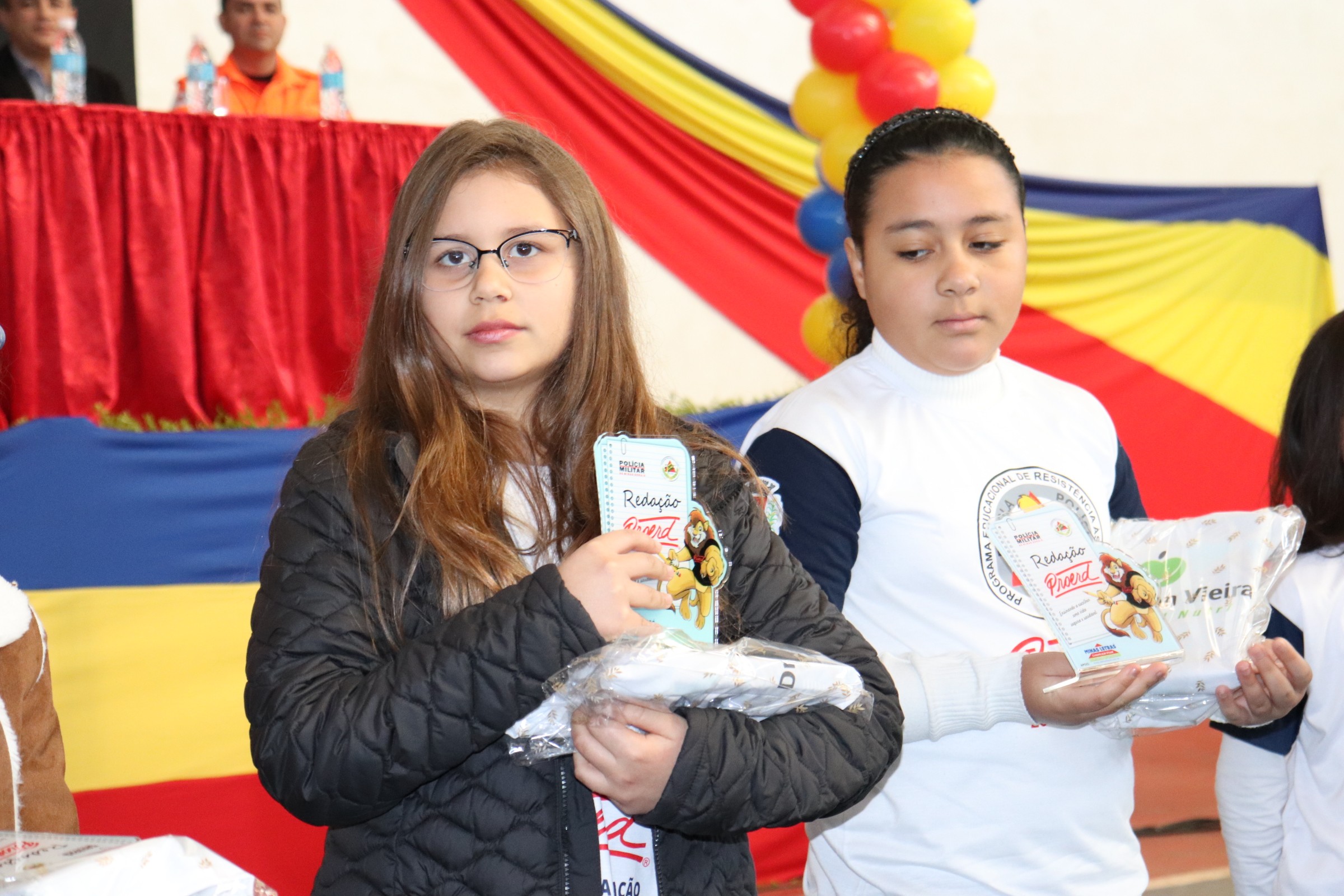 Imagem 7 da notícia: Câmara realiza doação de 2,5 mil camisetas para programa de combate às drogas