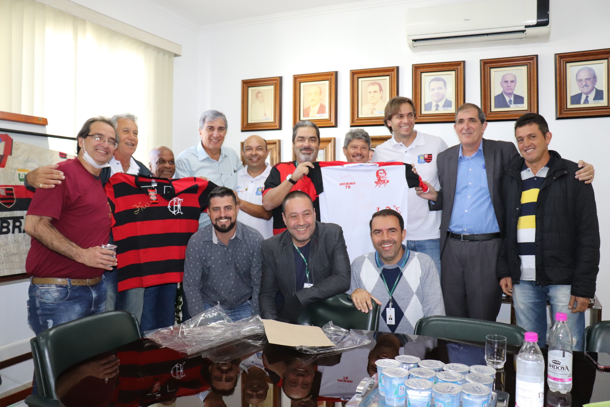 Imagem 1 da notícia: Com iniciativa de vereador, Flamaster realiza jogo beneficente em Pouso Alegre em prol do HCSL