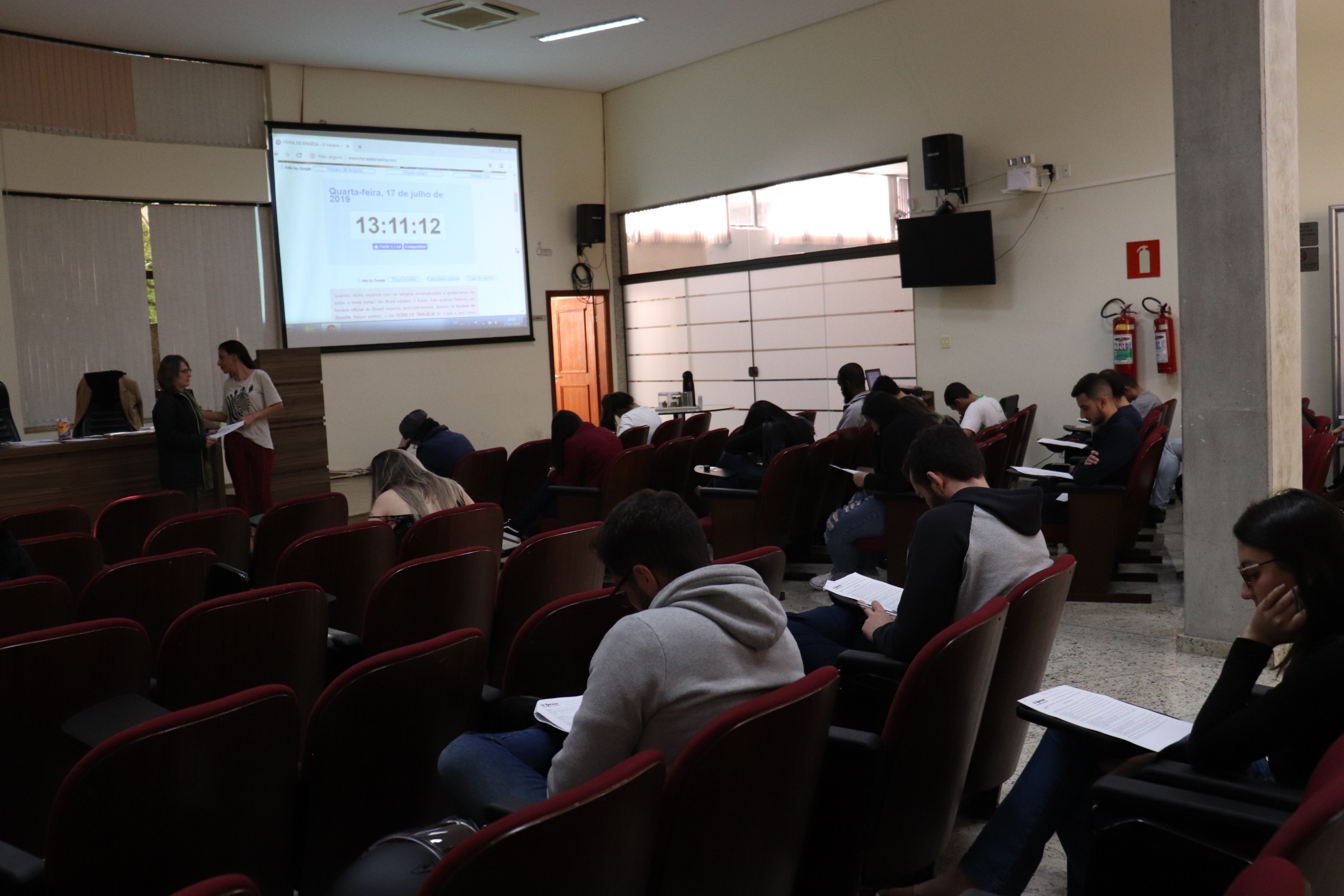 Imagem 1 da notícia: Processo seletivo para contratação de estagiários do Iprem é feito por meio do banco de currículos do CAC