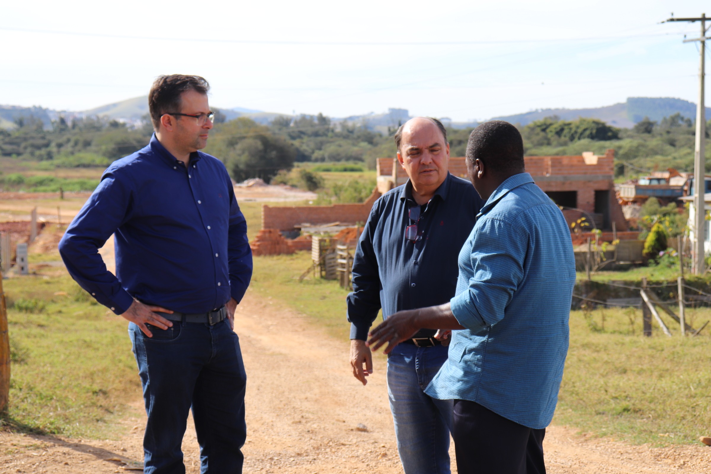 Imagem 1 da notícia: Comissão Especial que estuda questionamentos dos moradores do Ipiranga apresenta resultados