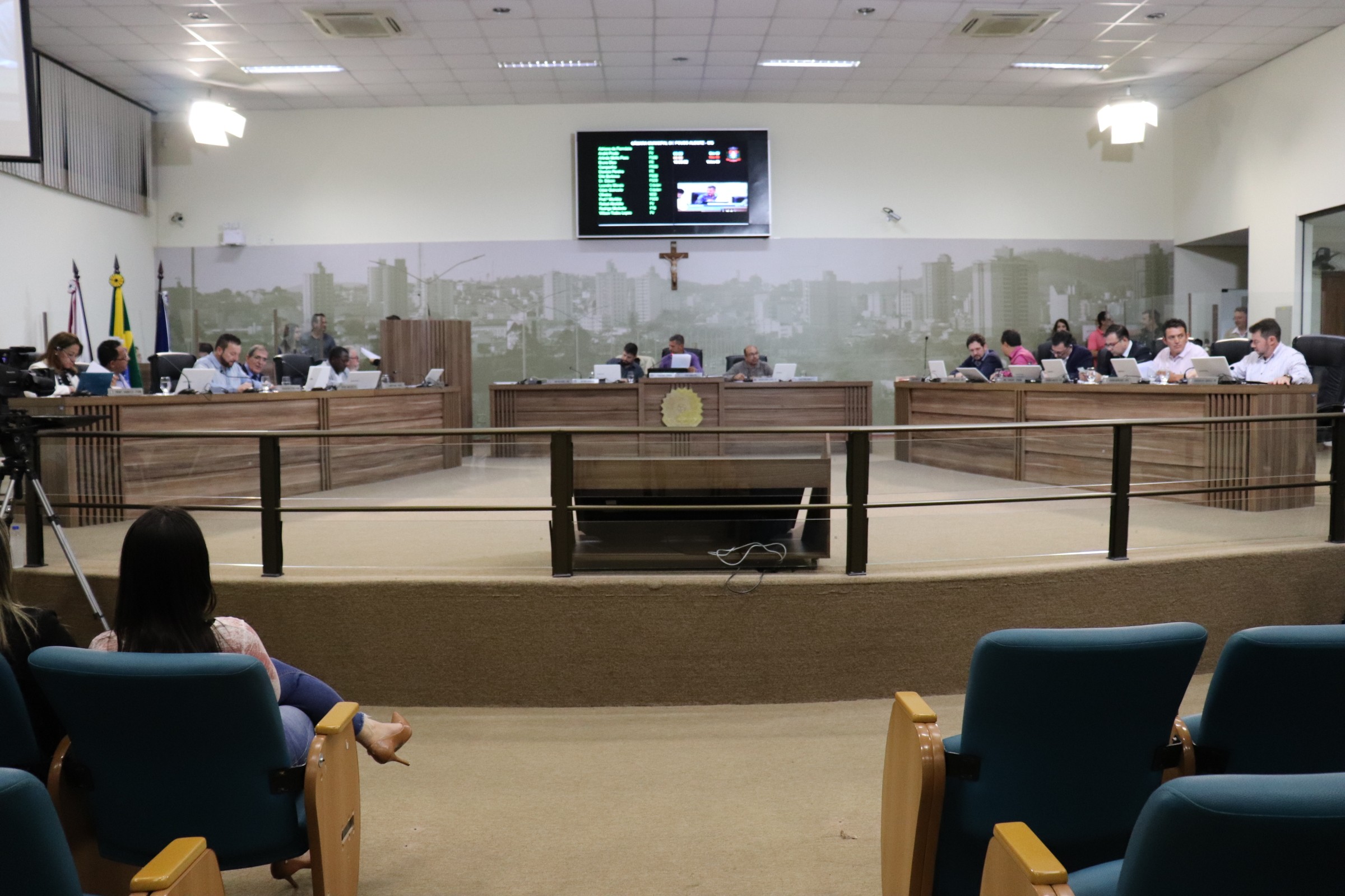 Imagem 1 da notícia: Em única votação, vereadores aprovam desburocratização para a construção civil