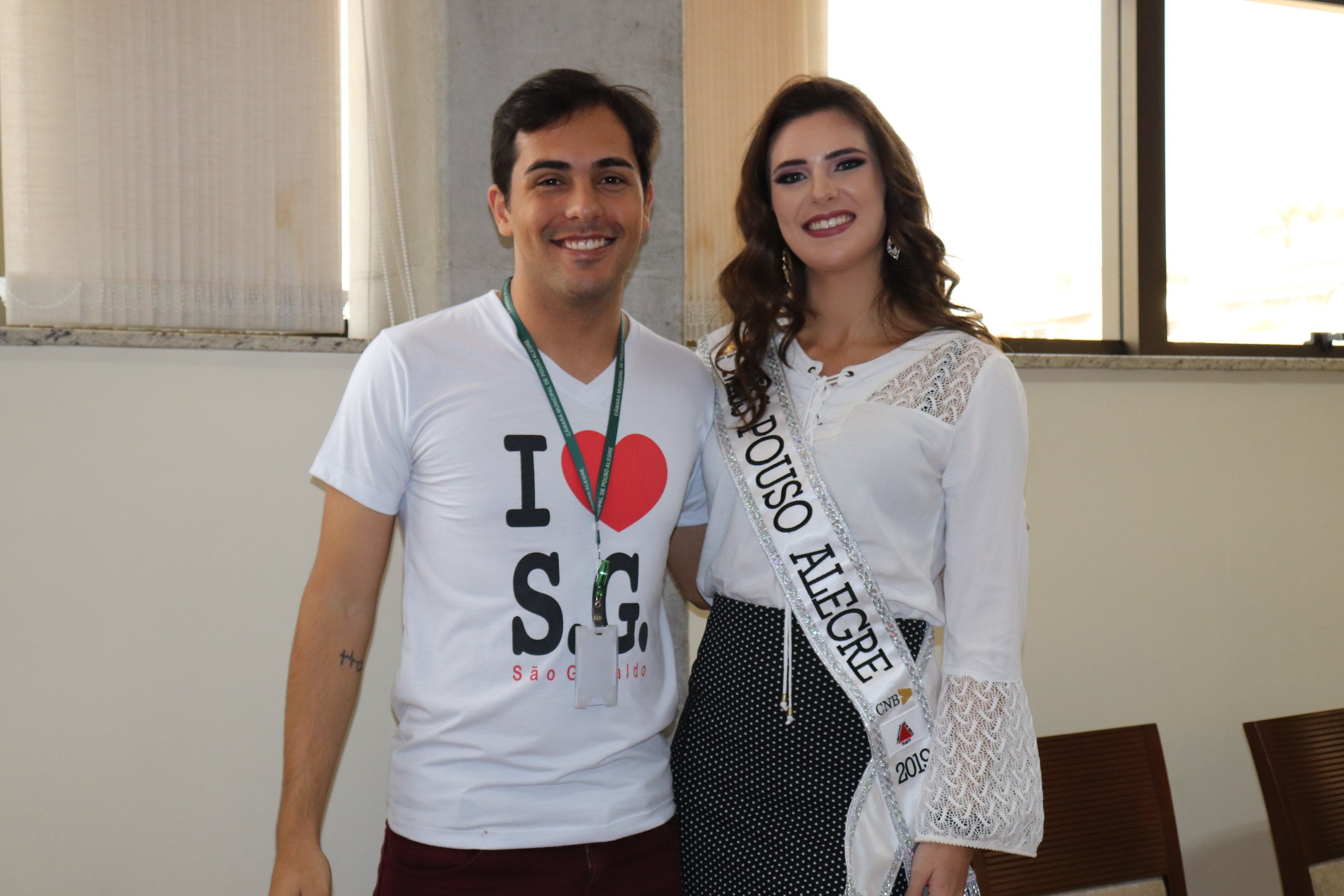 Imagem 12 da notícia: Vereadores recebem Miss Pouso Alegre