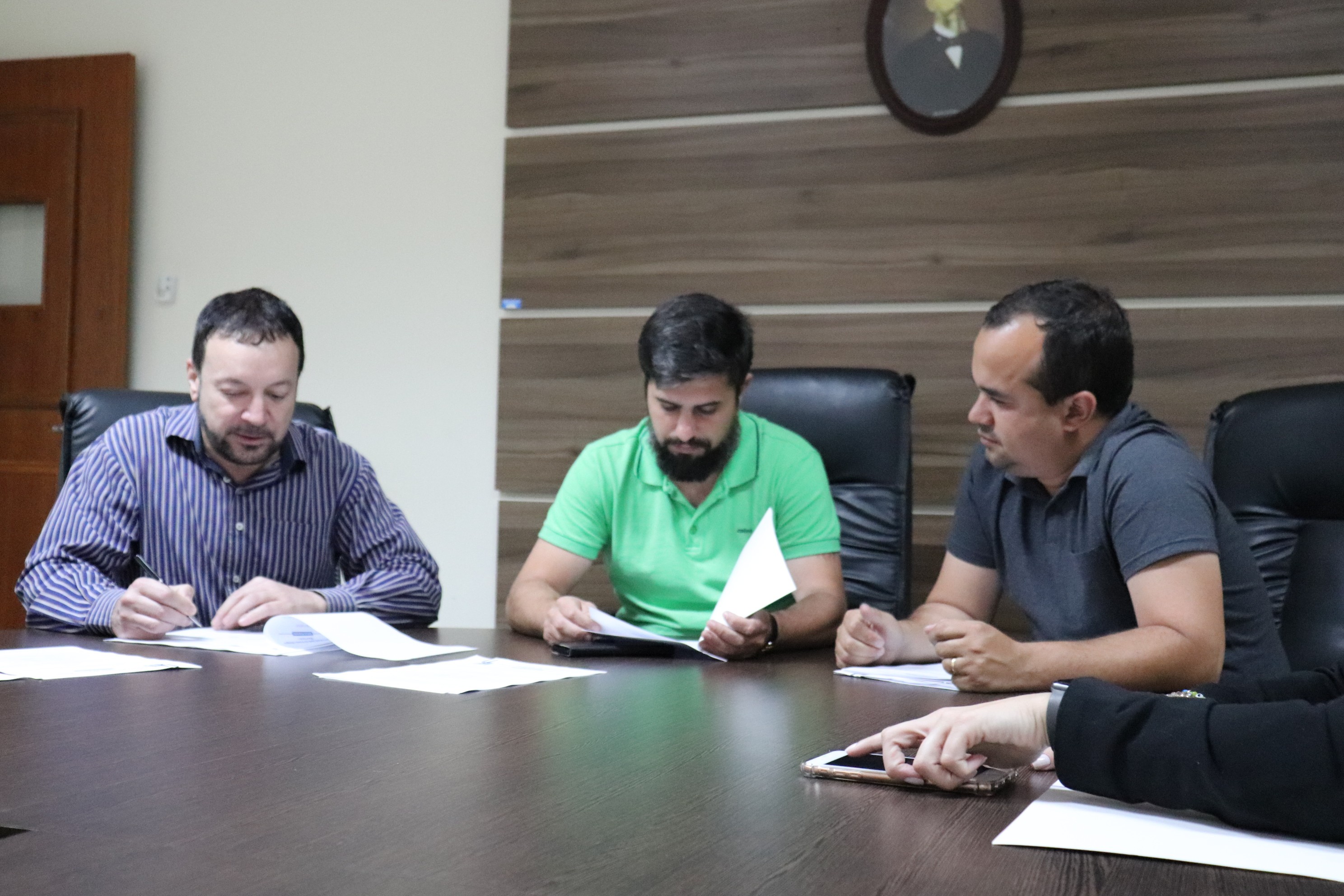 Imagem 2 da notícia: Vereadores votam fim da cobrança da contribuição da iluminação pública na zona rural