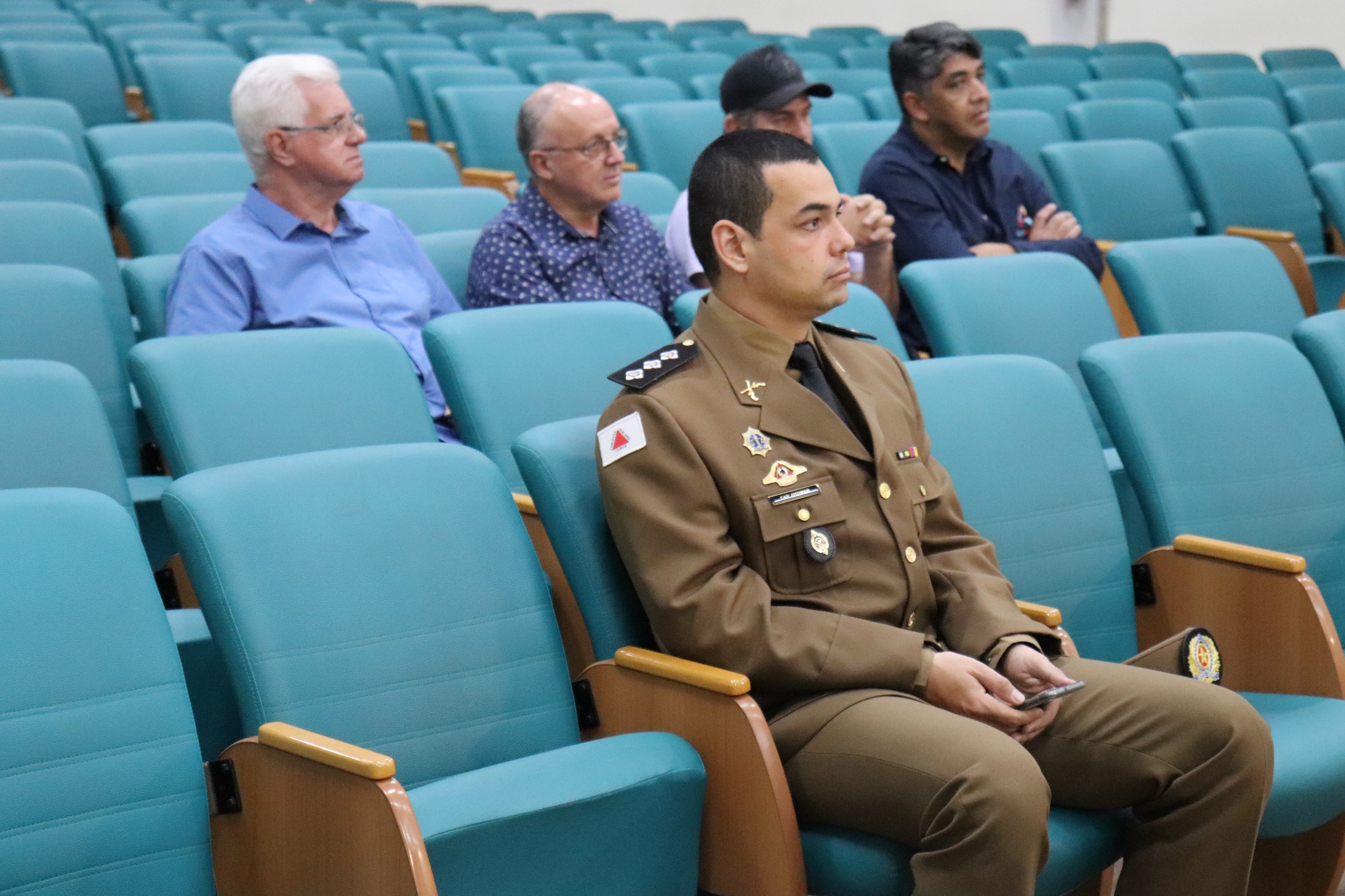 Imagem 6 da notícia: Câmara presta homenagem aos 60 anos da FDSM