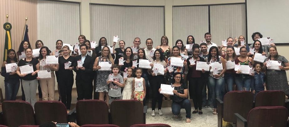 Imagem 1 da notícia: Capacitação e inclusão: Escola do Legislativo conclui terceira turma do Curso de Libras Inter mediário