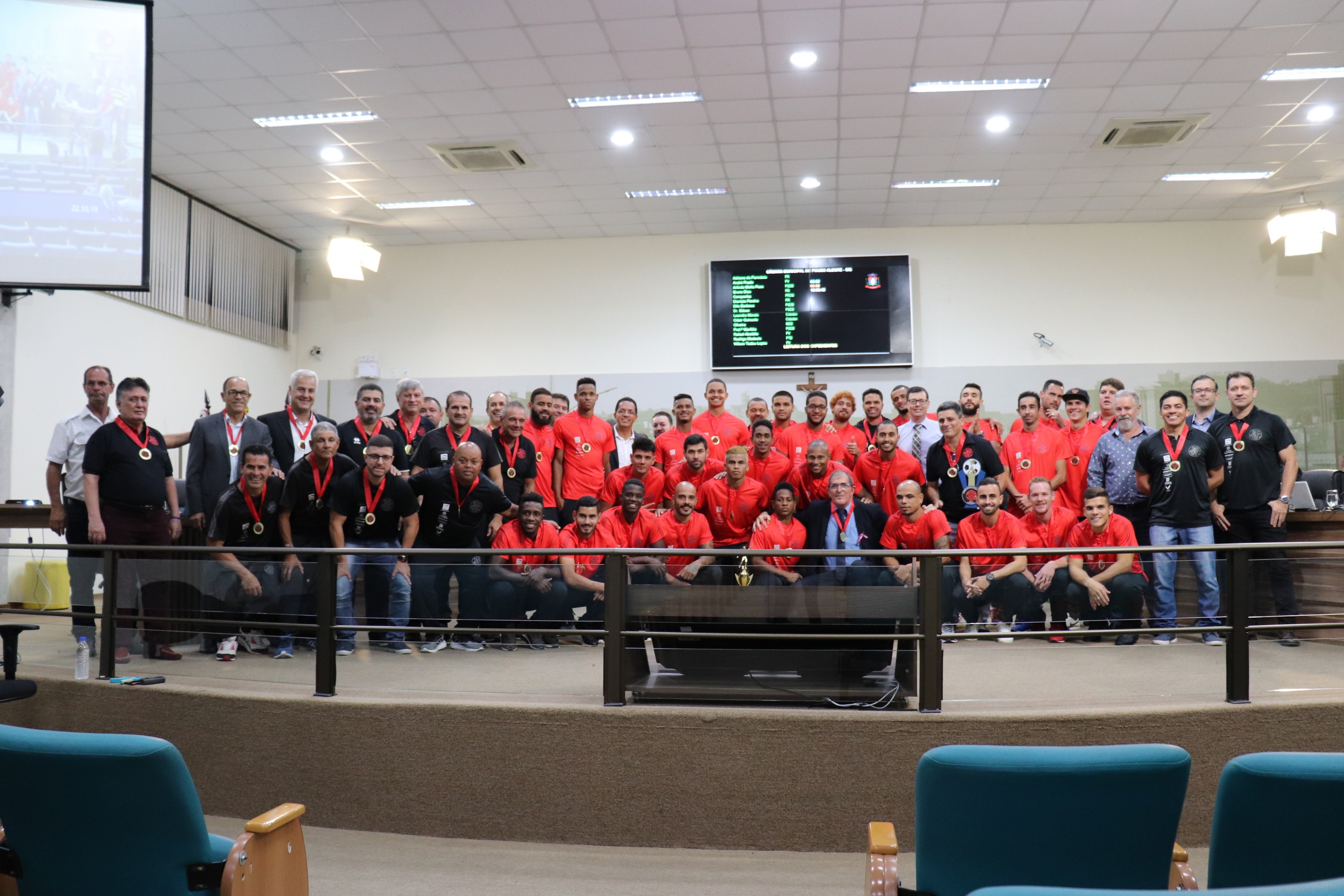 Imagem 1 da notícia: Câmara presta homenagem ao Pouso Alegre Futebol Clube