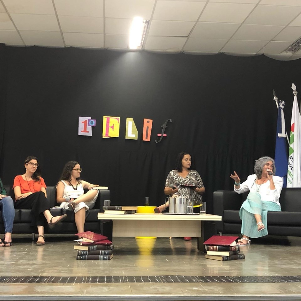 Imagem 1 da notícia: Diretora da Elpa participa da Flif