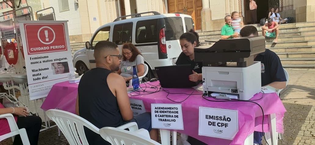 Imagem 3 da notícia: CAC promove atendimento durante ação do “Outubro Rosa”