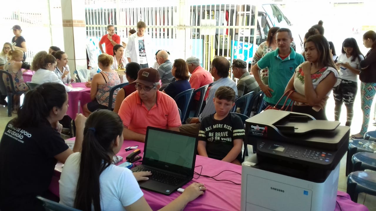 Imagem 1 da notícia: CAC itinerante beneficia moradores do Pantano