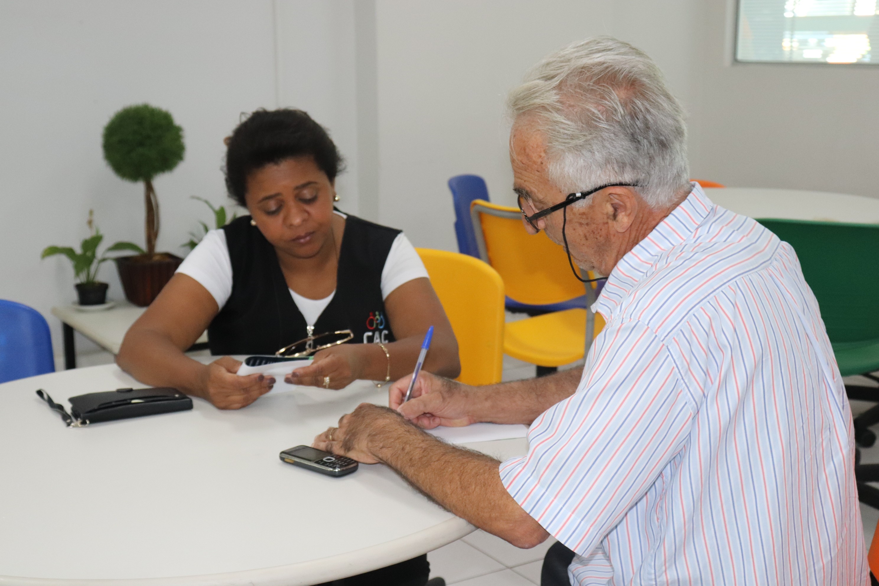 Imagem 4 da notícia: Câmara colabora com a inserção de dezenas de PCDs no mercado de trabalho