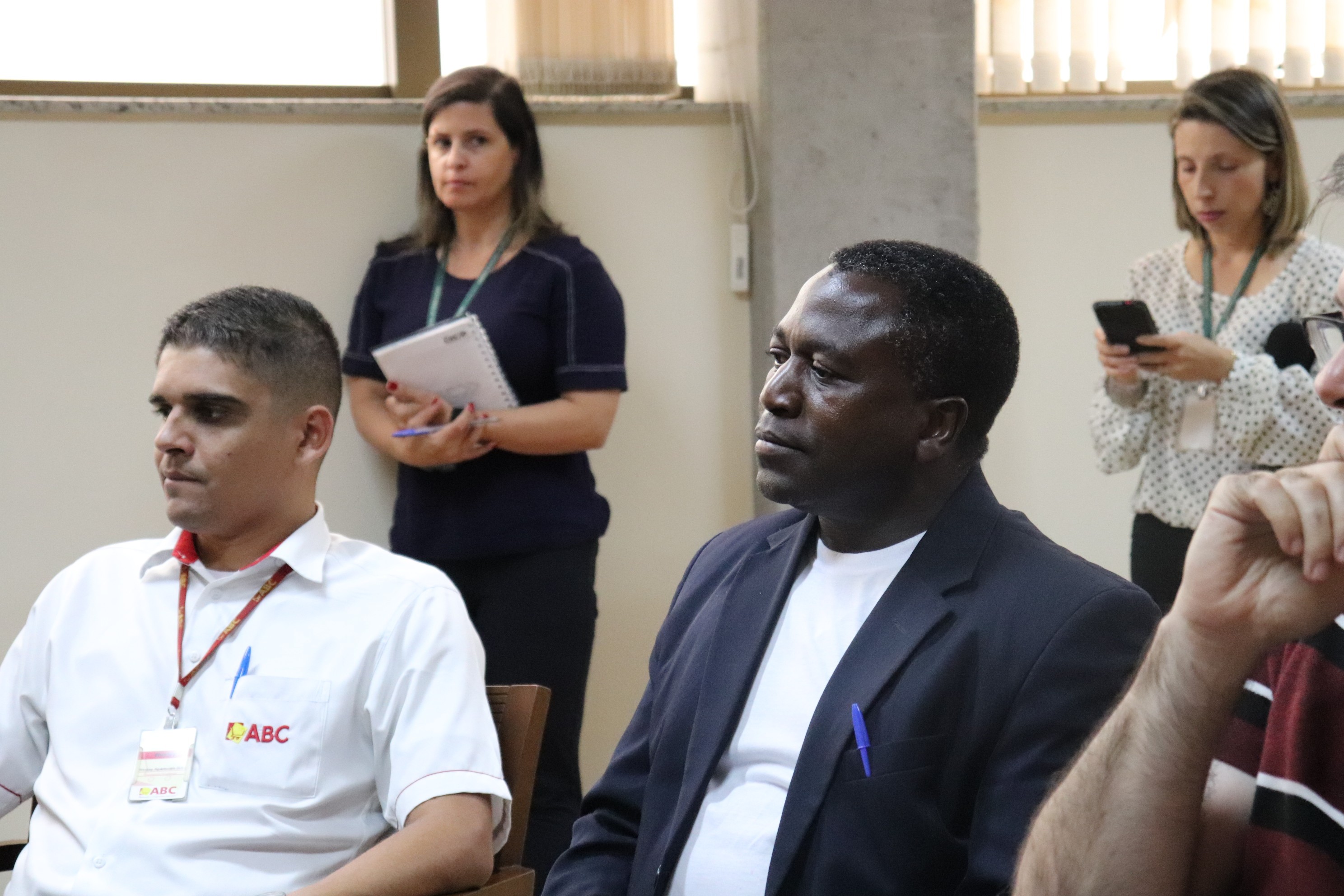 Imagem 6 da notícia: Grupo ABC de supermercados realiza processo seletivo para funcionários com o apoio da Câmara Municipal