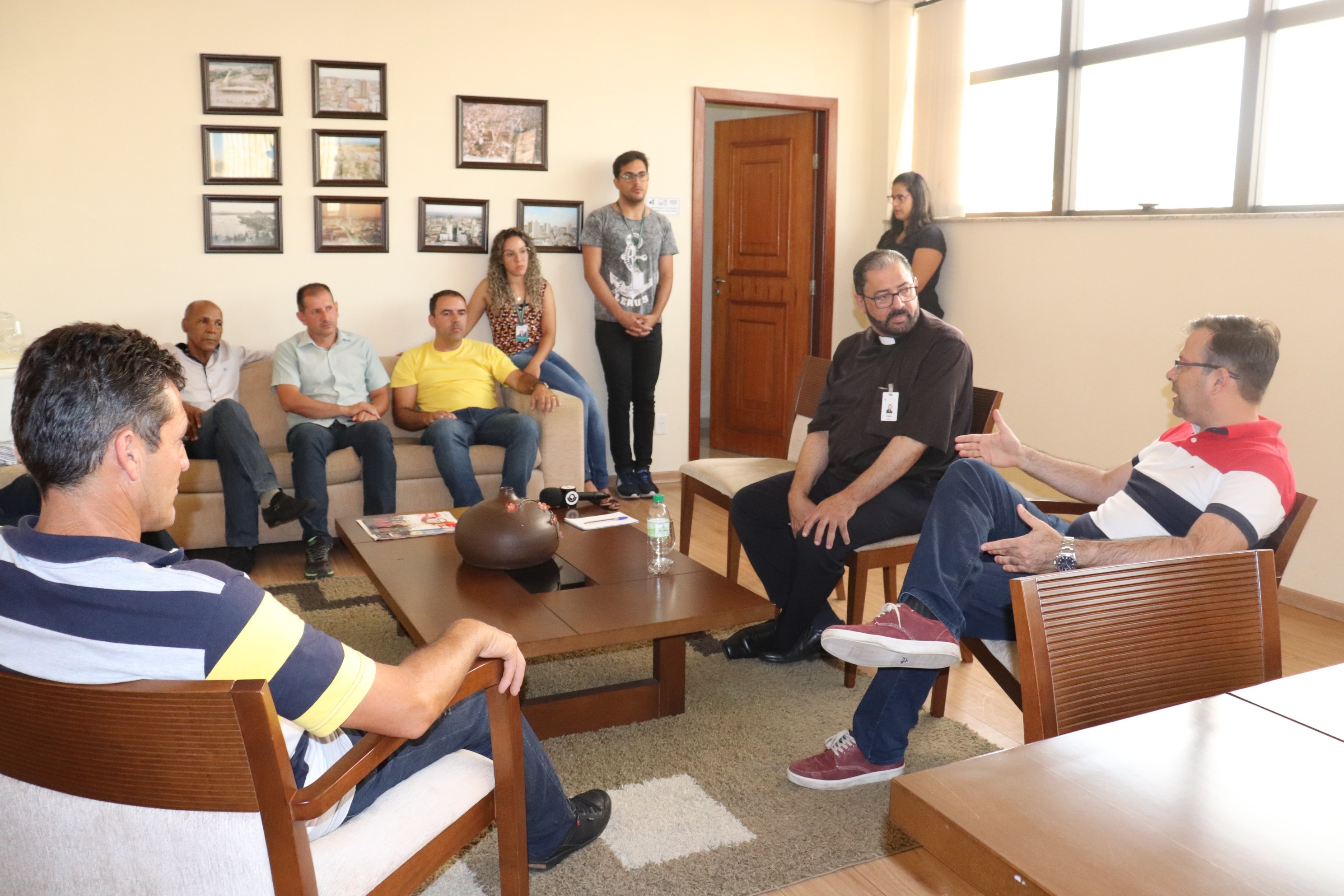 Imagem 2 da notícia: Câmara recebe visita do Padre Celso