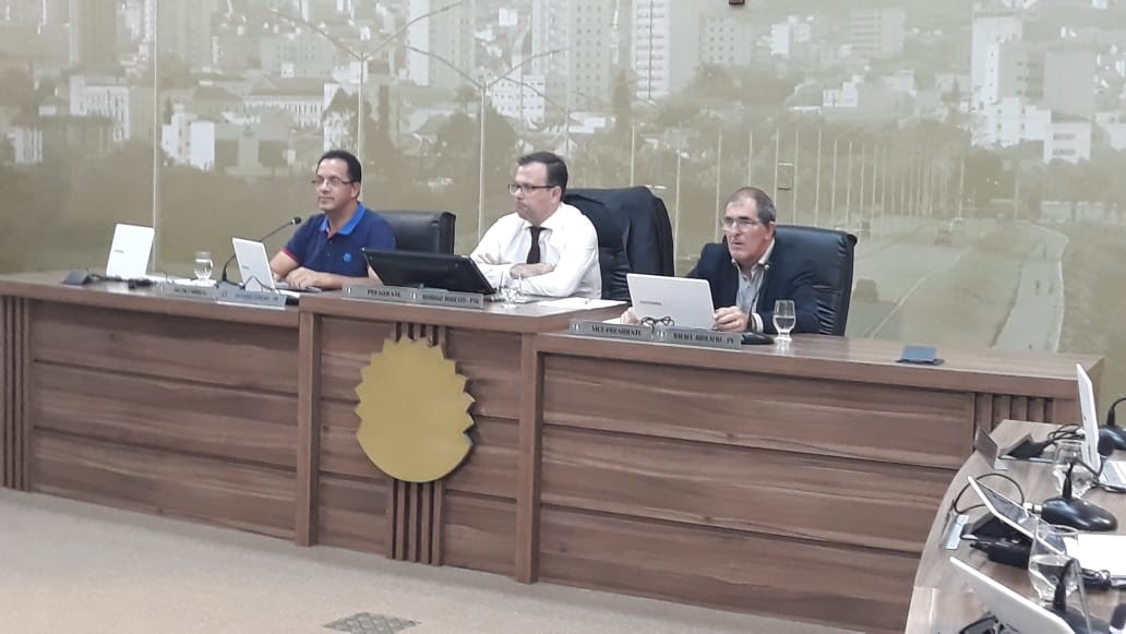 Imagem 1 da notícia: Aprovado crédito especial de R$ 1.568.750,00 para novas quadras