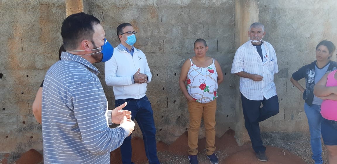 Imagem 1 da notícia: Vereadores fiscalizam o bairro Jardim Redentor