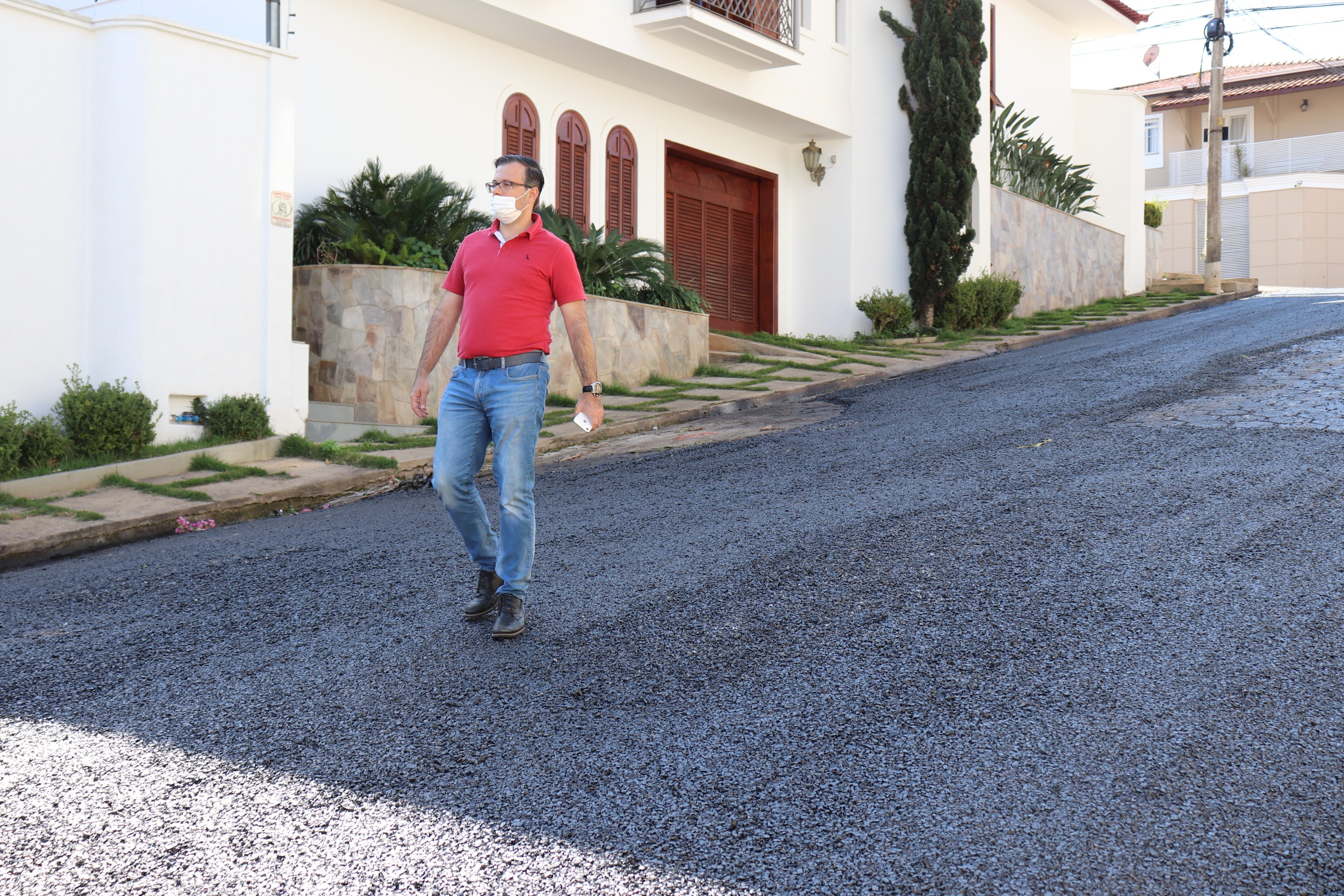 Imagem 3 da notícia: Presidente da Câmara fiscaliza obras de infraestrutura no bairro Medicina