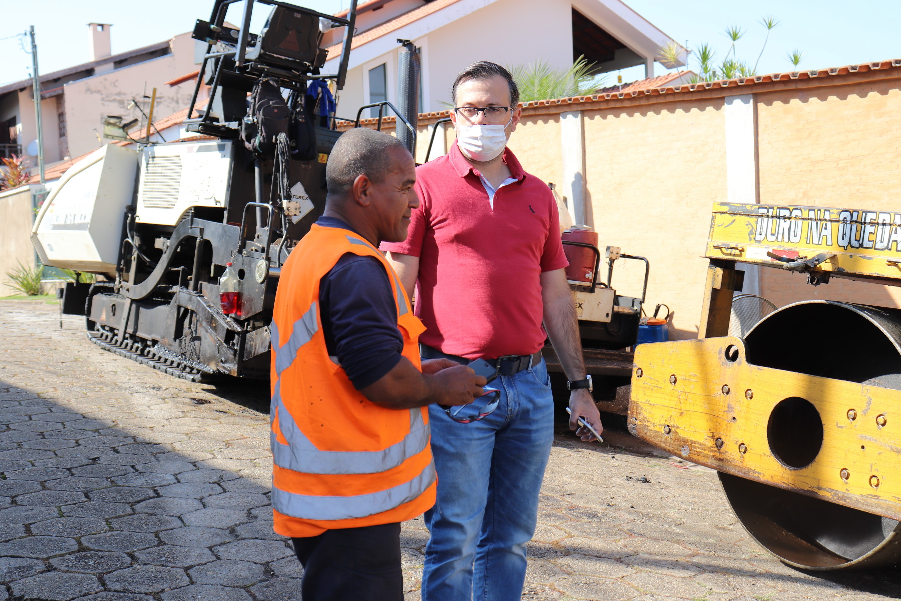 Imagem 4 da notícia: Presidente da Câmara fiscaliza obras de infraestrutura no bairro Medicina