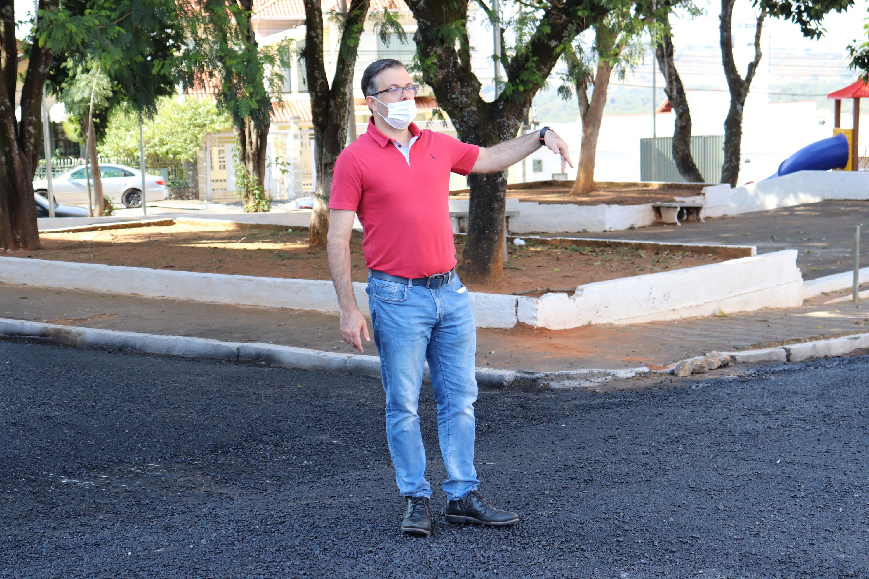 Imagem 5 da notícia: Presidente da Câmara fiscaliza obras de infraestrutura no bairro Medicina