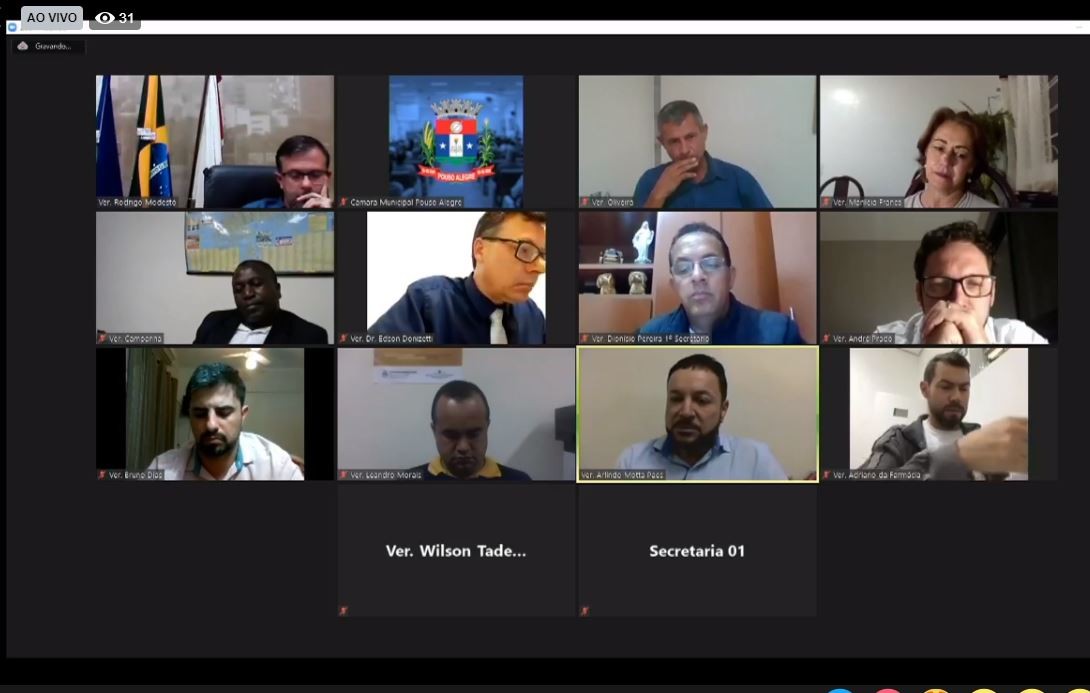 Imagem 1 da notícia: Sessão aprova quatro Projetos