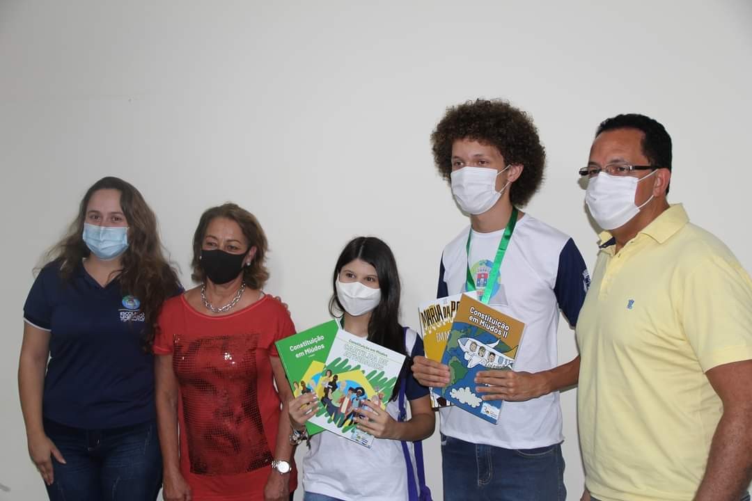 Imagem 5 da notícia: Vereadores mirins da Escola do Legislativo de Pouso Alegre são os vencedores da Gincana do Saber Mirim Regional