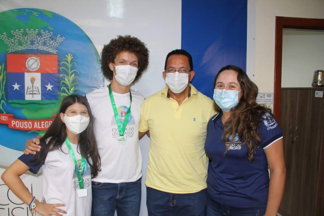 Imagem 2 da notícia: Vereadores mirins da Escola do Legislativo de Pouso Alegre são os vencedores da Gincana do Saber Mirim Regional