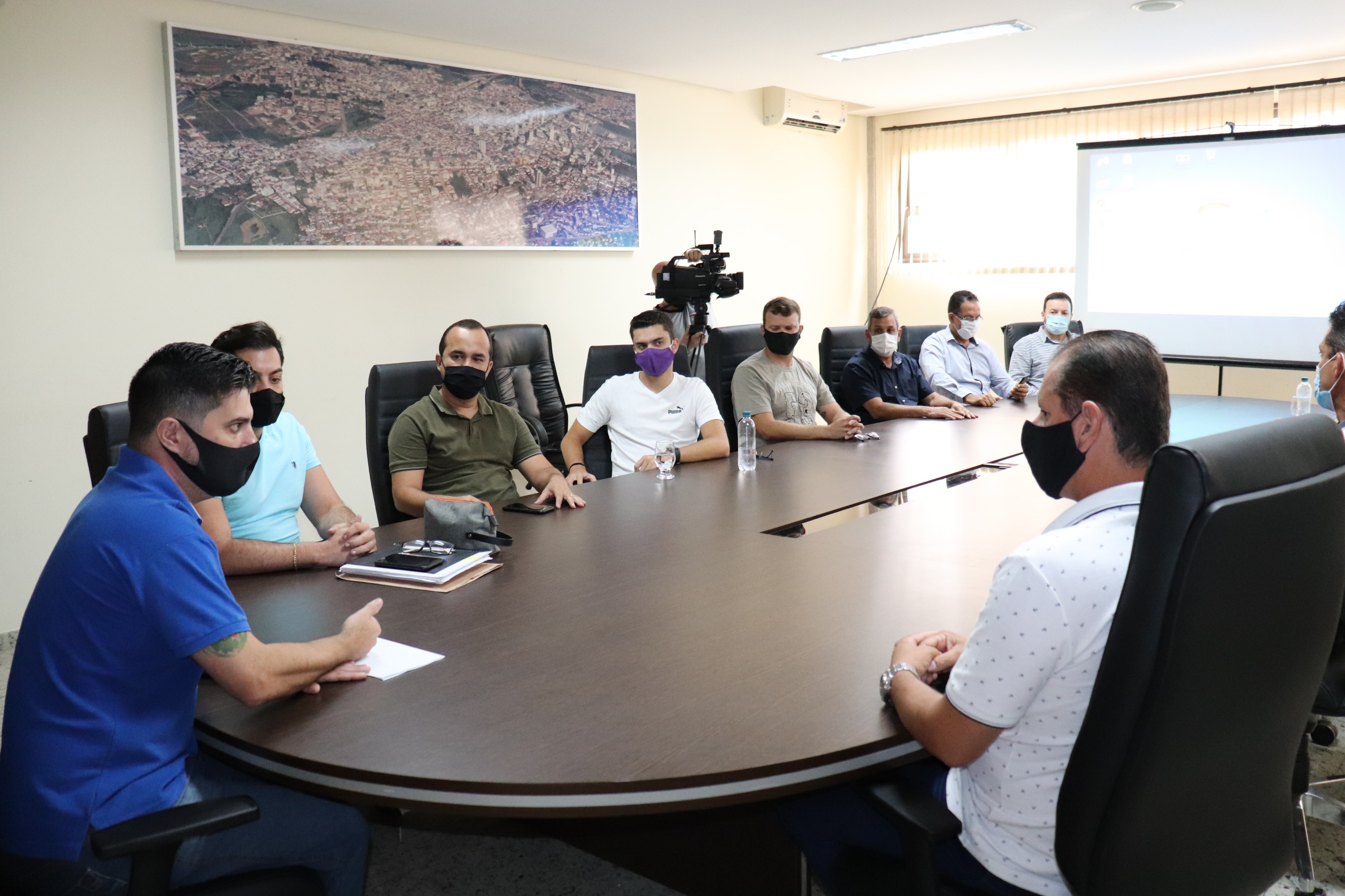 Imagem 1 da notícia: Em reunião com vereadores, Presidente da Casa anuncia uma Câmara mais dinâmica para 2021