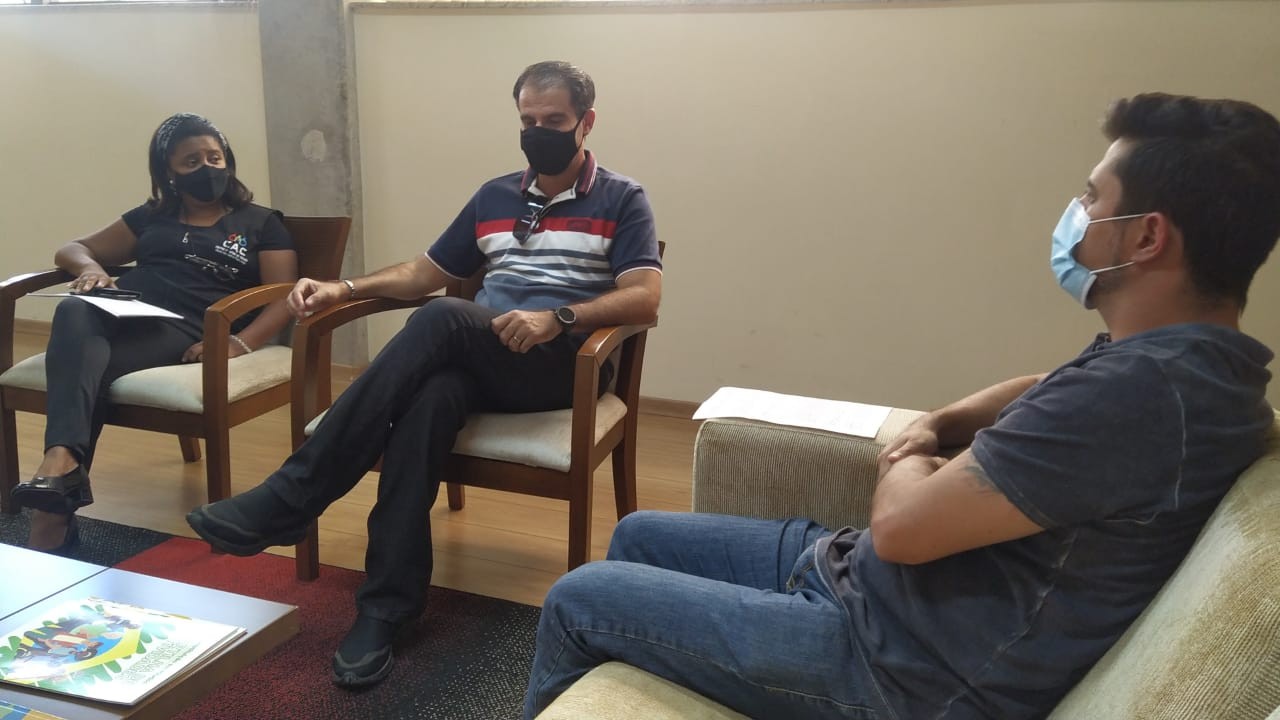 Imagem 1 da notícia: CAC poderá auxiliar no atendimento de serviços do INSS à população