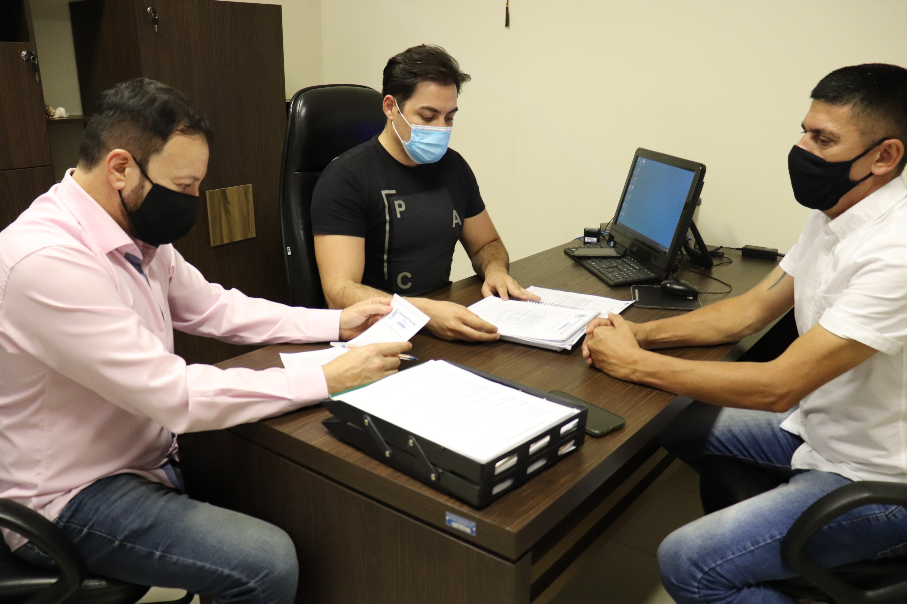 Imagem 1 da notícia: Comissão de Saúde se reúne para dar parecer ao projeto que vai possibilitar compra de vacinas contra a Covid-19.