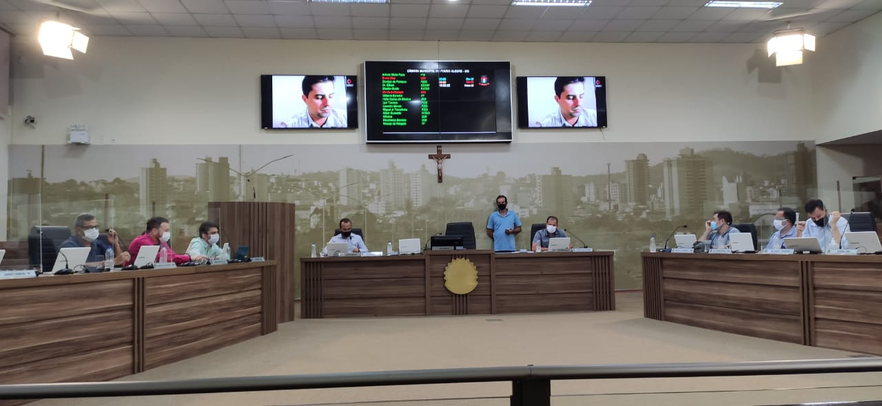 Imagem 1 da notícia: Com determinação do Estado, Câmara de Pouso Alegre fará sessão remota durante o período da 'onda roxa'