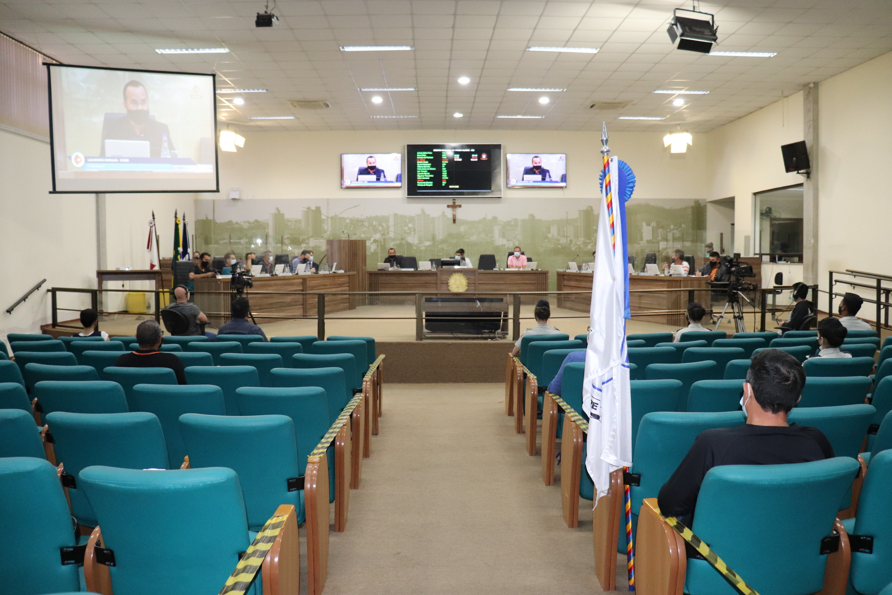 Imagem 1 da notícia: Vereadores autorizam doação de área para construção do Colégio Tiradentes