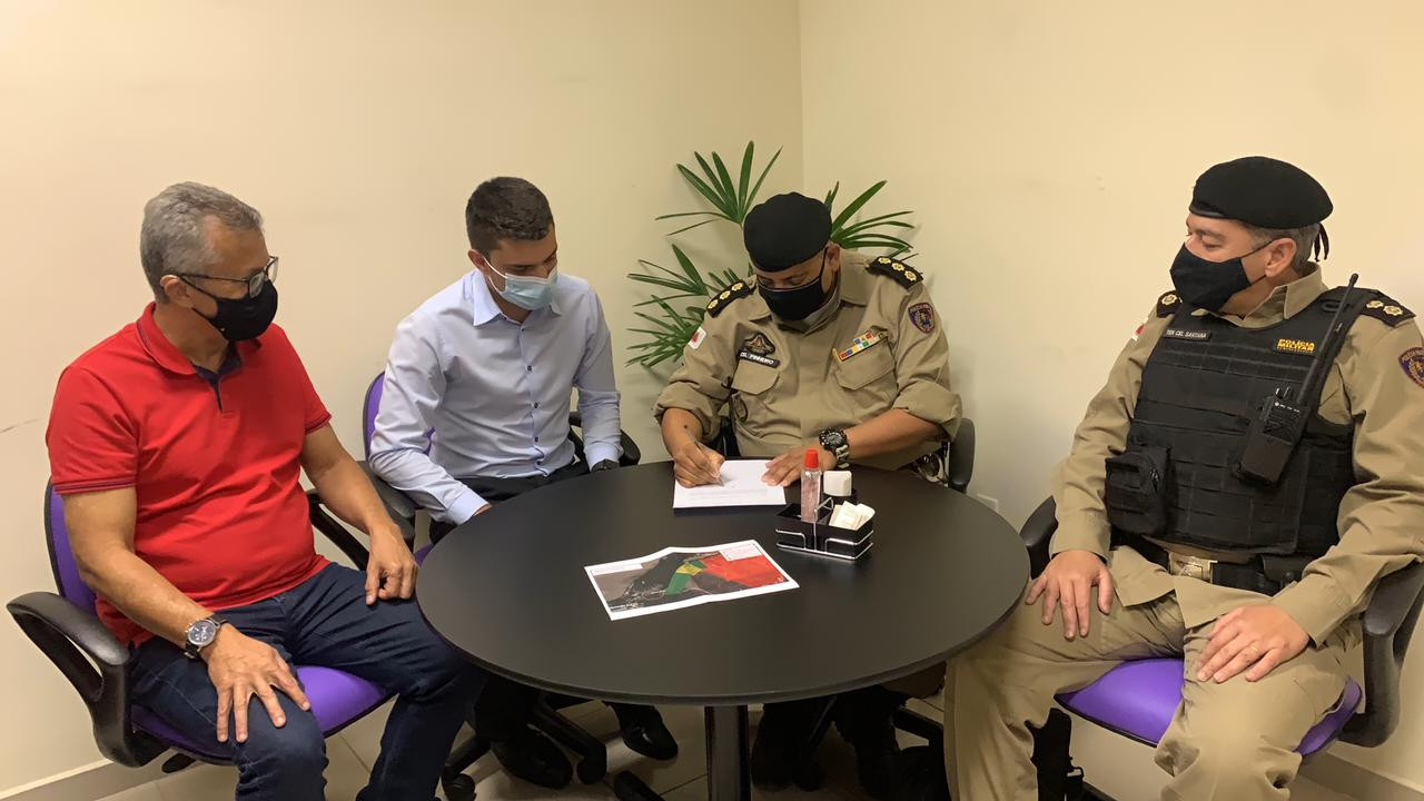 Imagem 1 da notícia: Lei sancionada hoje pelo Prefeito seguiu com proposta de educação ambiental feita por vereadores