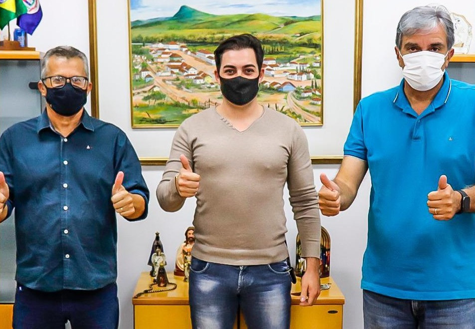 Imagem 1 da notícia: Vereador busca apoio do Executivo para cobrar do Senado votação do piso salarial para os enfermeiros