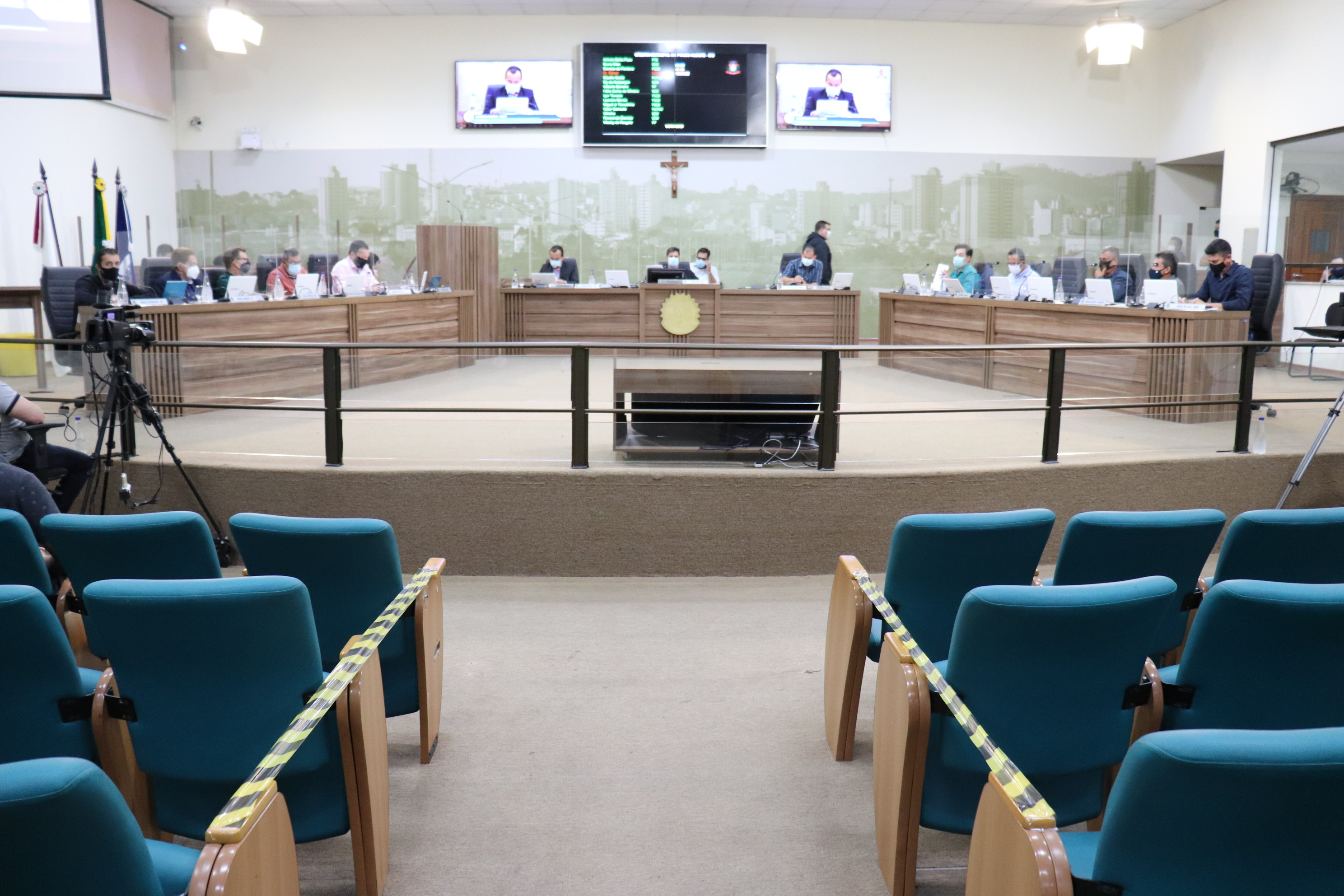 Imagem 1 da notícia: Covid-19: Vereadores aprovam crédito suplementar para ações de saúde