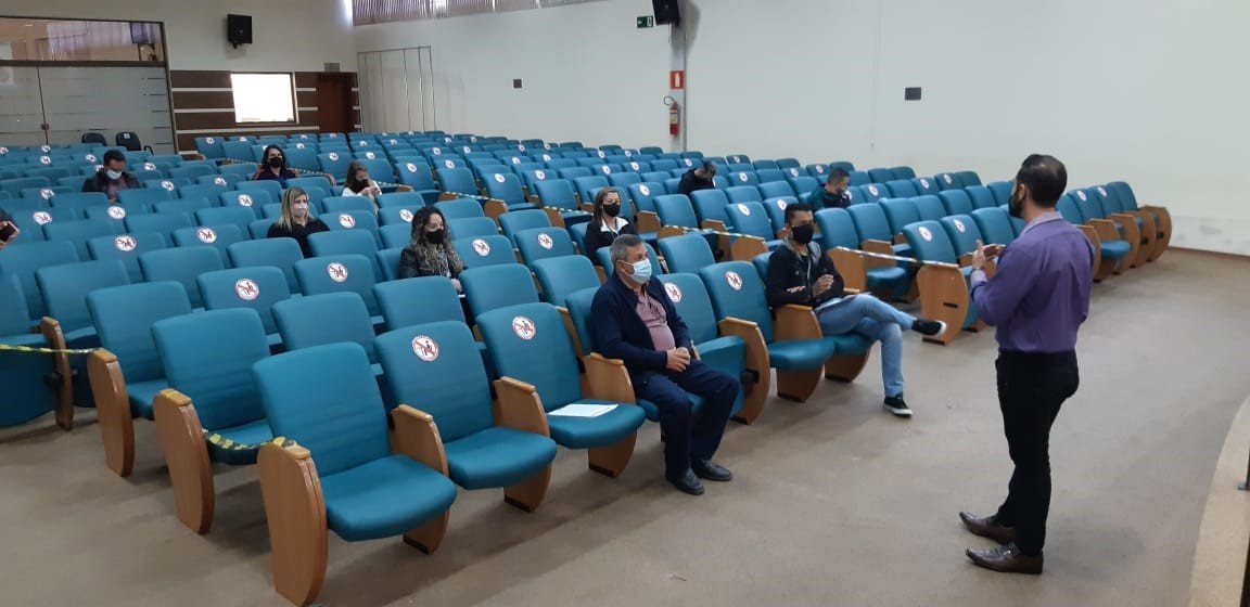 Imagem 1 da notícia: ELPA realiza curso de Técnicas de Oratória e Apresentação em Público