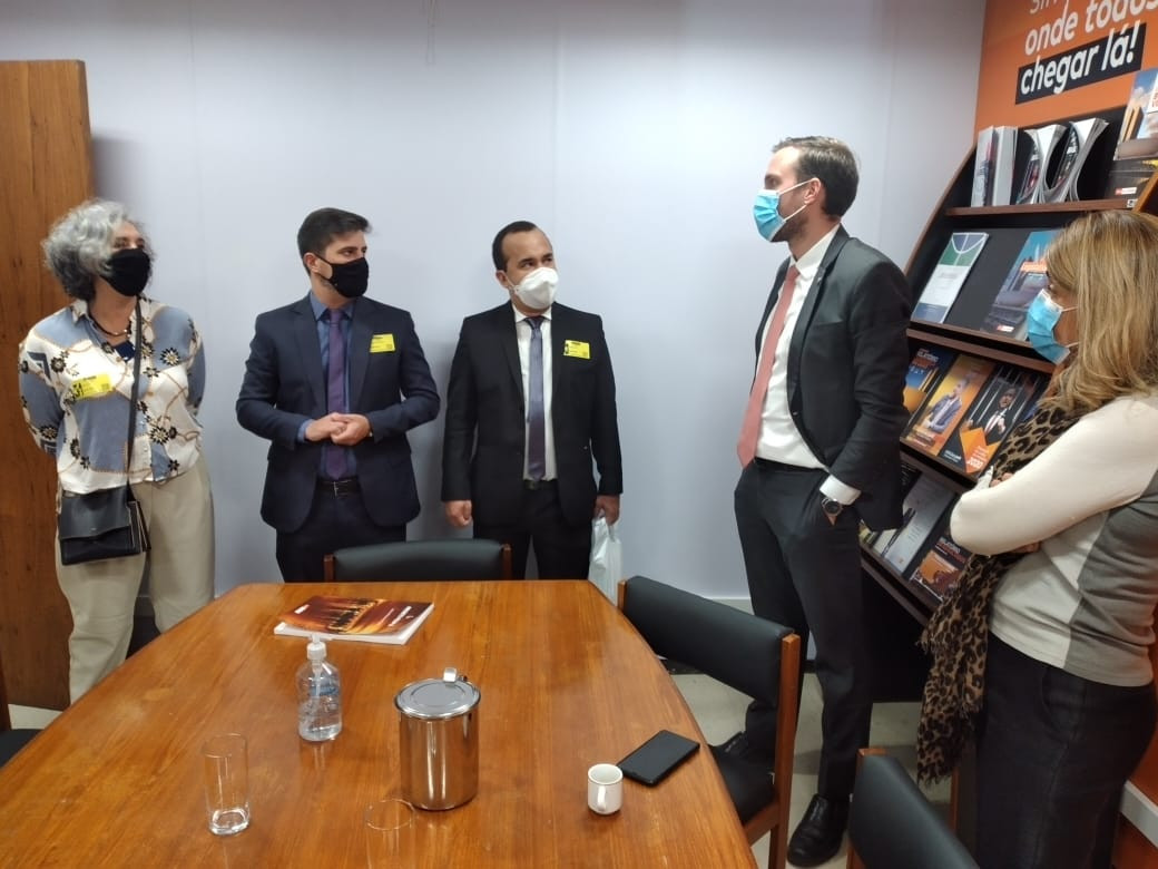 Imagem 2 da notícia: *Presidente da Câmara e Presidente da Escola do Legislativo trabalham para compartilhar projeto de Educação Cidadã com todos os municípios brasileiros*