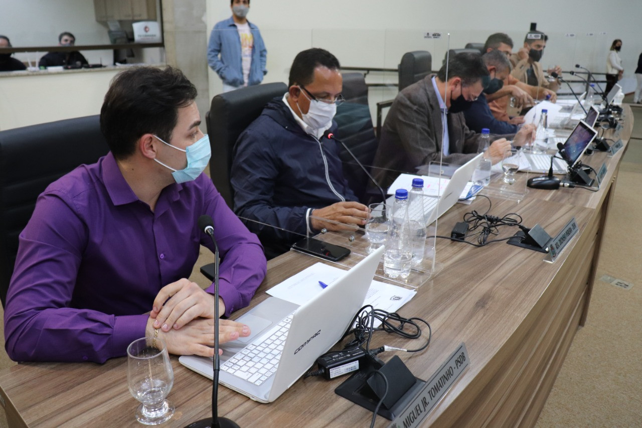 Imagem 1 da notícia: DIA DE MEMÓRIA AO COMBATE DA COVID-19 é aprovado na Câmara