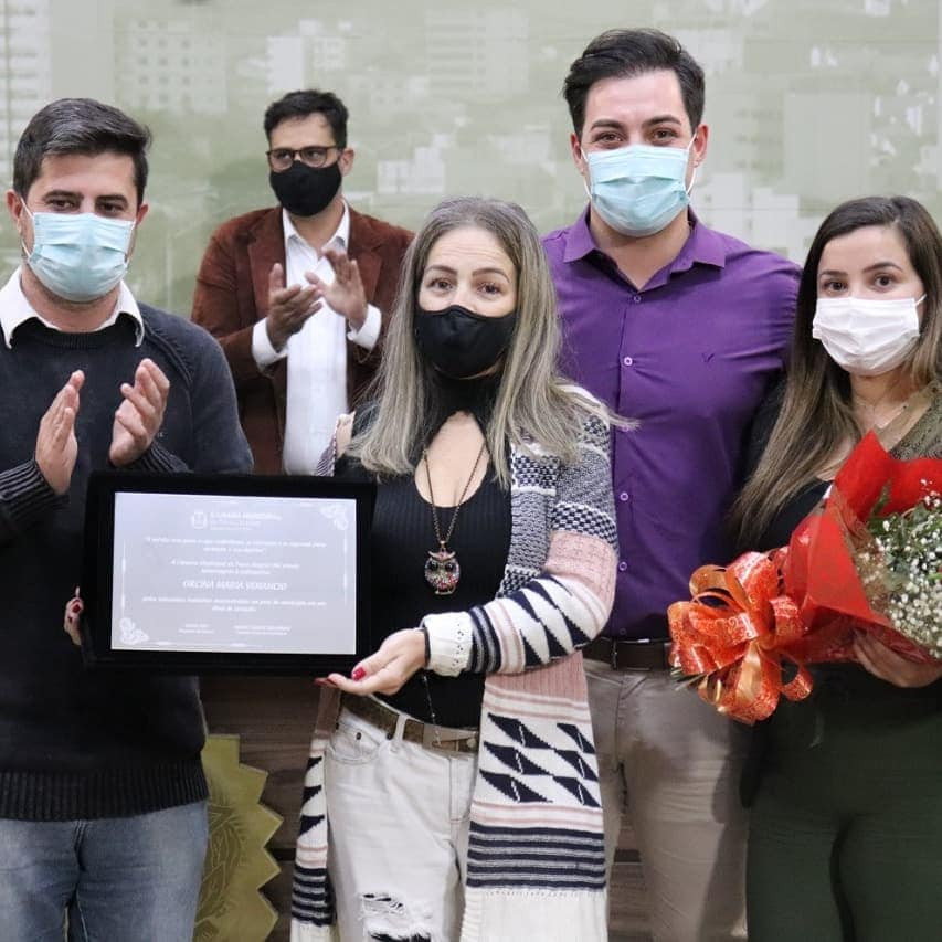 Imagem 1 da notícia: Câmara presta homenagem à enfermeira por trabalhos prestados ao município