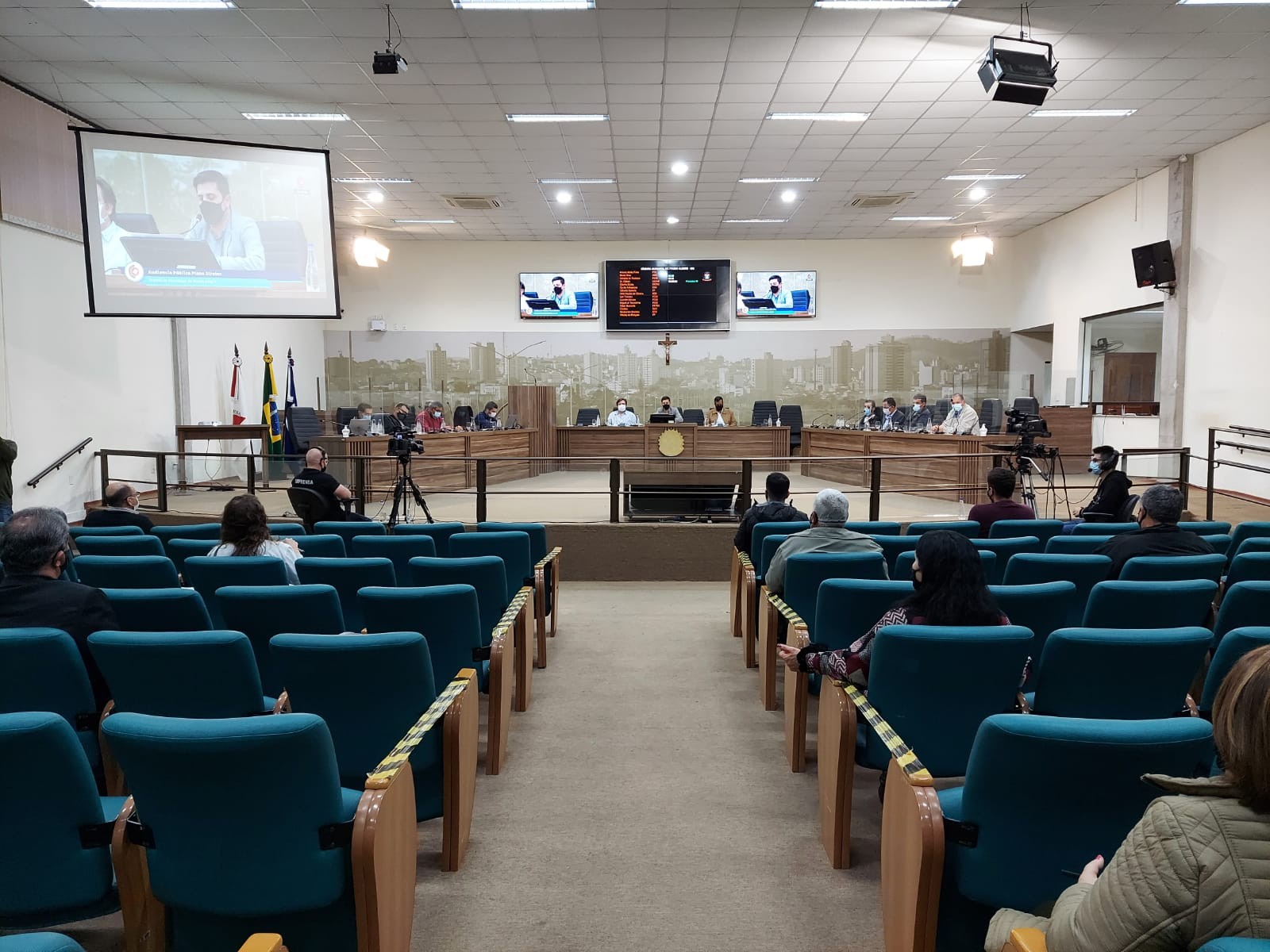 Imagem 1 da notícia: Participe da Audiência Pública do Plano Diretor - AO VIVO!