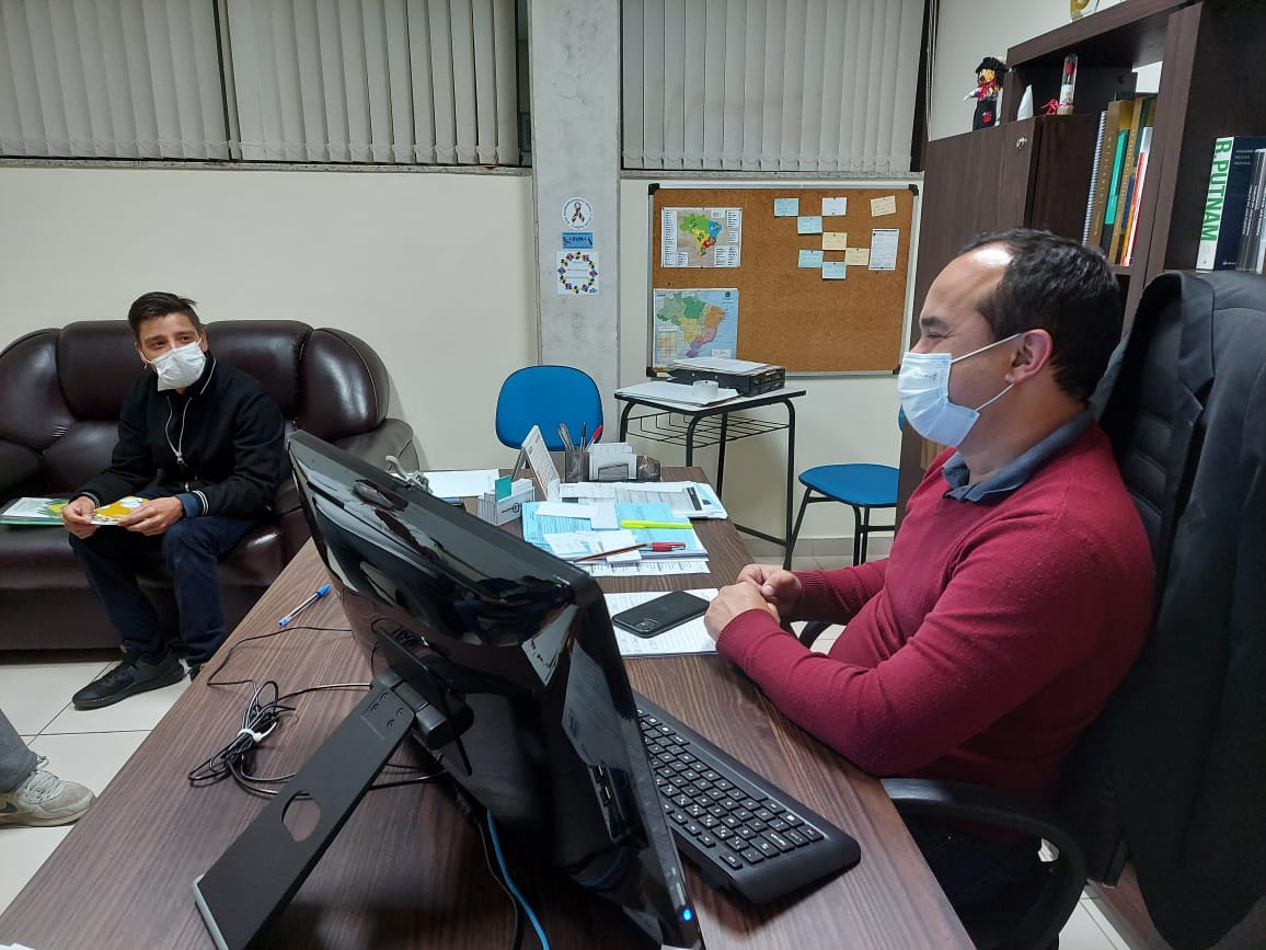 Imagem 3 da notícia: 1º Secretário da Câmara recebe representantes da Associação Deficientes em Movimento – DEMOV