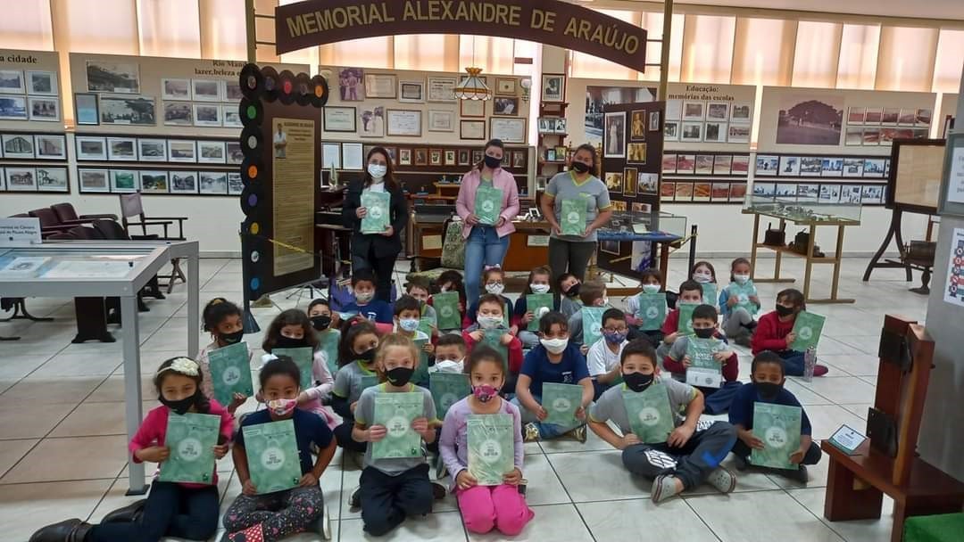 Imagem 1 da notícia: Museu Tuany Toledo recebe visita guiada agendada