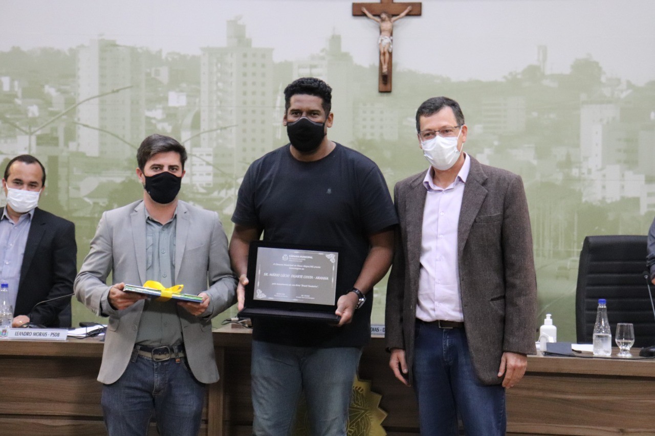 Imagem 1 da notícia: Aranha recebe homenagem na Câmara