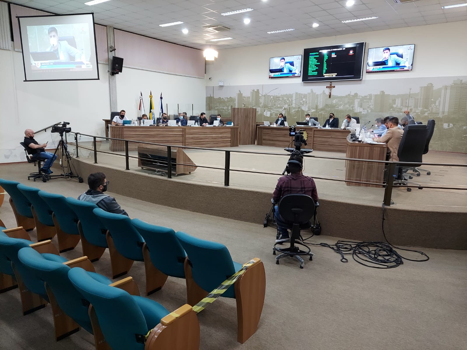 Imagem 2 da notícia: Selo de responsabilidade social “Parceiros das Mulheres” é aprovado em 1º turno