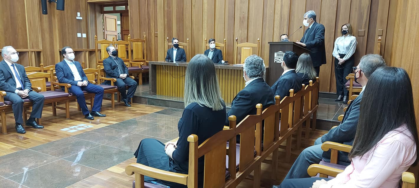 Imagem 1 da notícia: Presidente da Câmara participa da posse do Conselho de Contribuintes