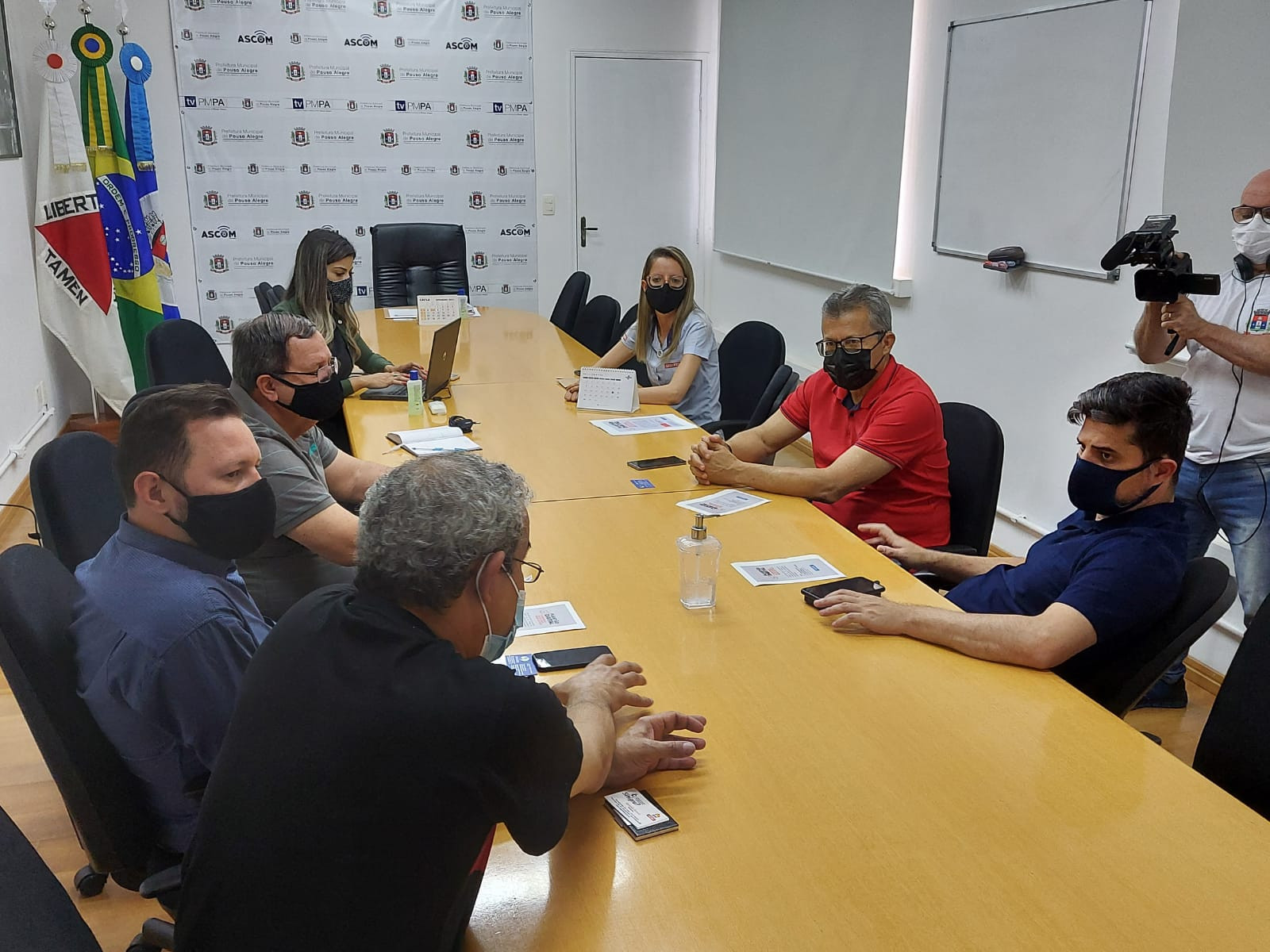 Imagem 1 da notícia: Presidente da Câmara articula reunião que tem como objetivo incluir Pouso Alegre no projeto "plantão digital"