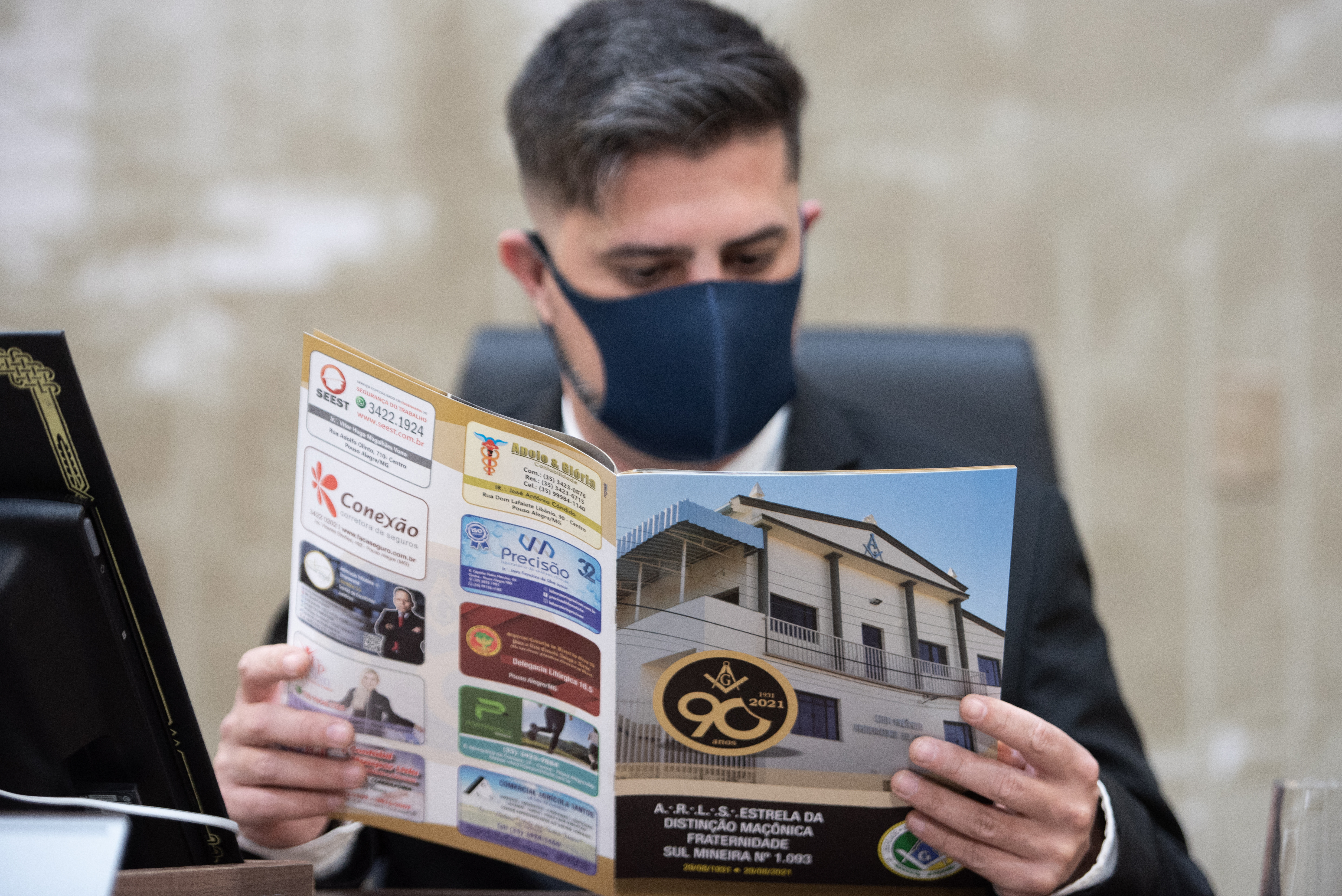 Imagem 3 da notícia: Sessão Especial presta homenagem aos 90 anos da Loja Maçônica Fraternidade Sul Mineira de Pouso Alegre