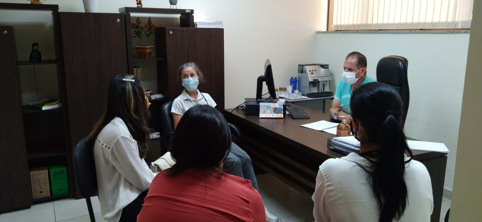 Imagem 1 da notícia: Vice-presidente da Câmara recebe representantes do Projeto SOS Criança